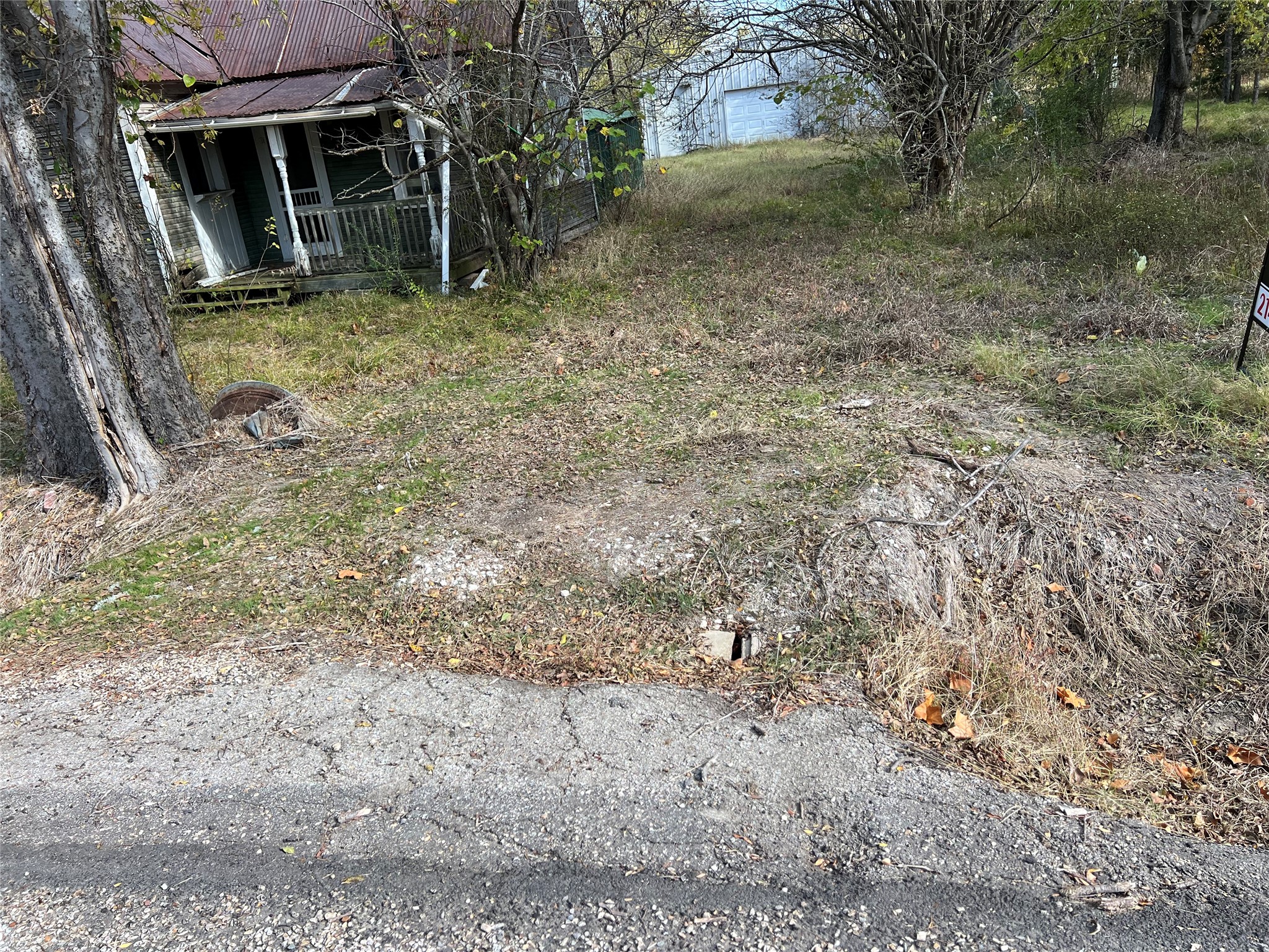 5838 Farm Road 1528 Klondike TX 75448