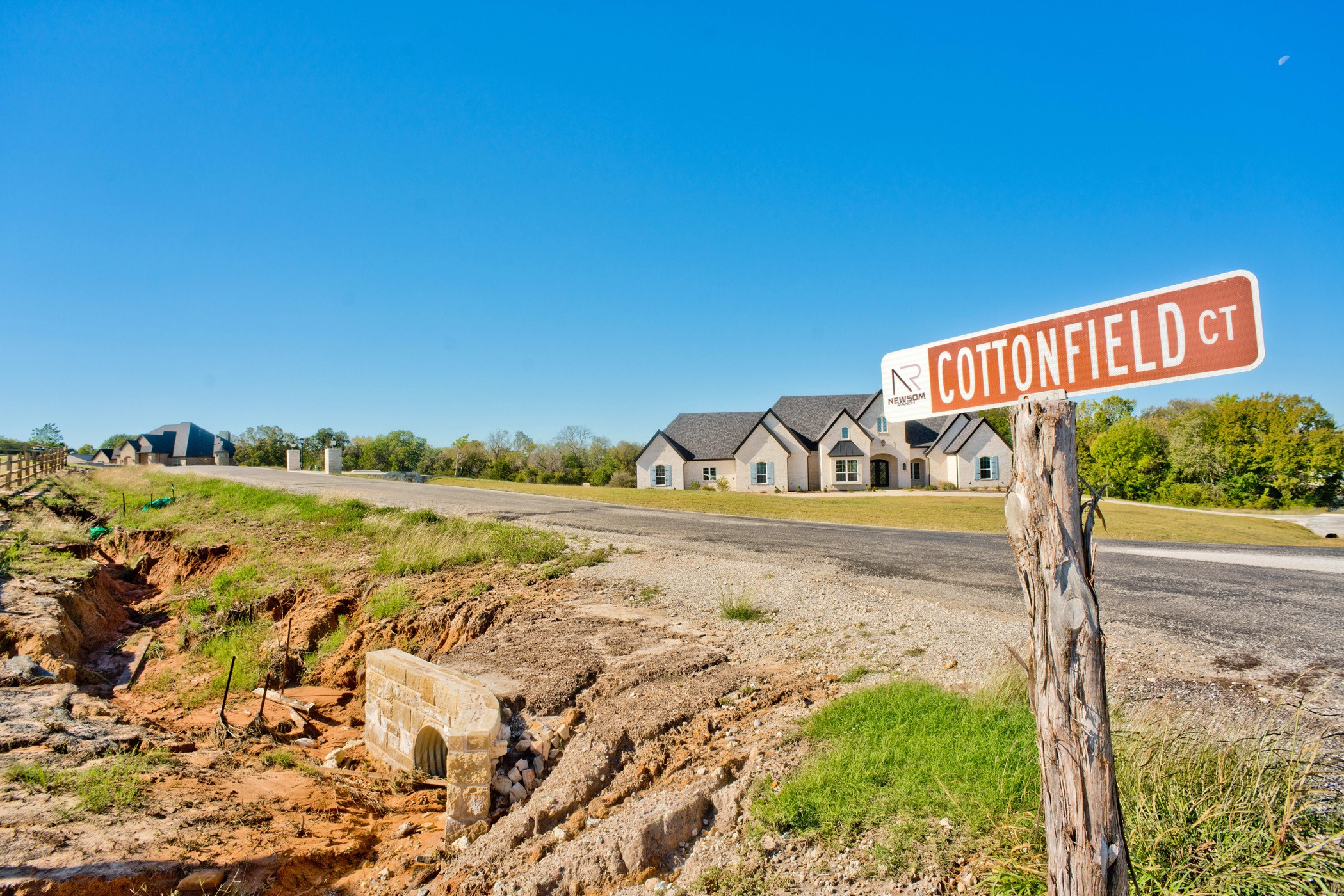 3004 Cottonfield Azle TX 76020