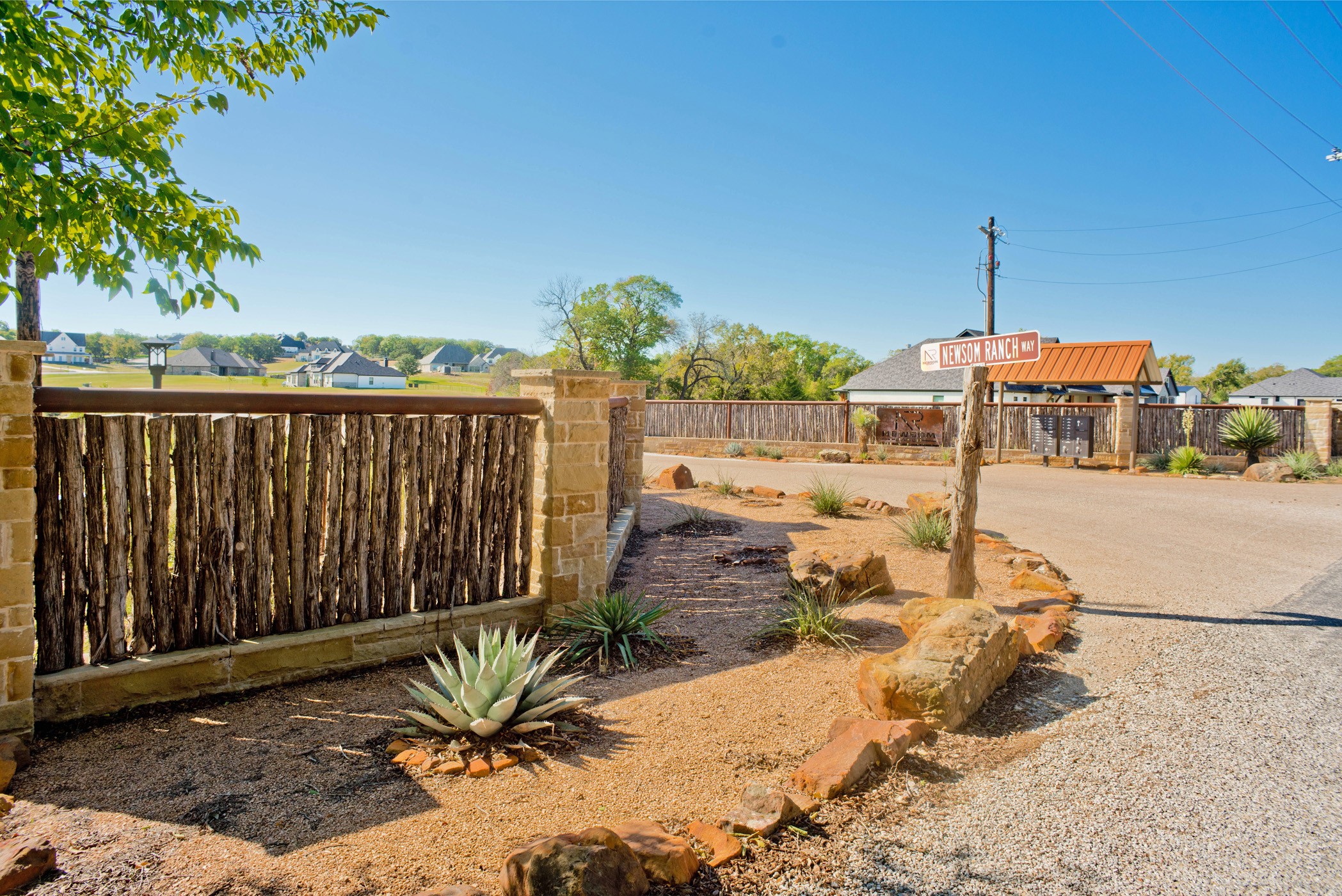 3004 Cottonfield Azle TX 76020
