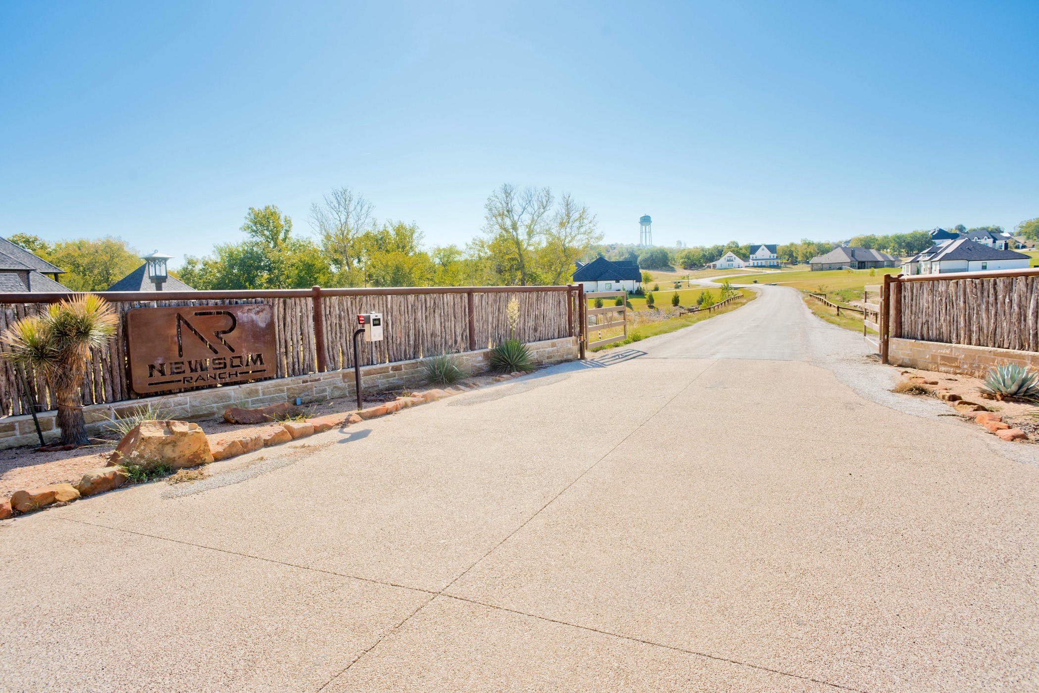 3004 Cottonfield Azle TX 76020