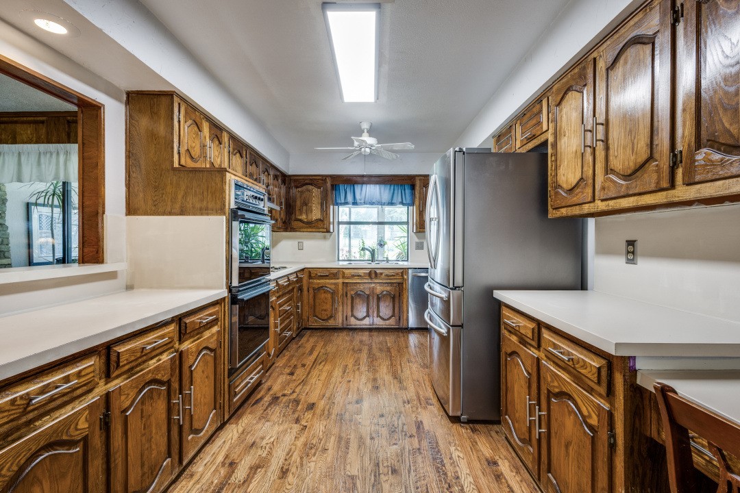 677 Farm To Market Road 3356 Van Alstyne TX 75495