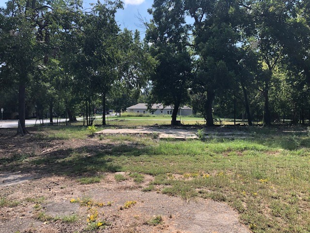 505 S Main Street Bonham TX 75418