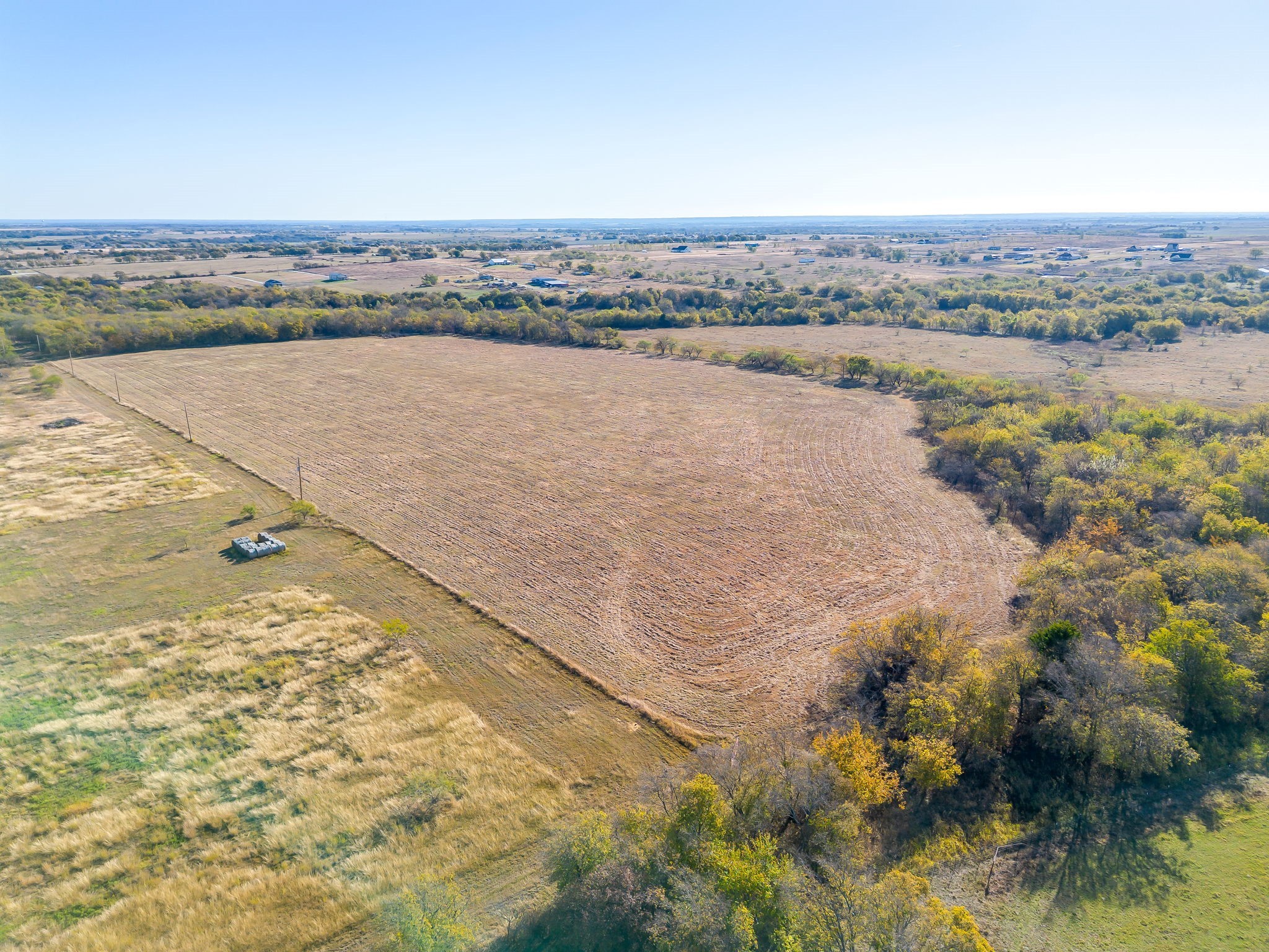 6821 County Road 302 Grandview TX 76050
