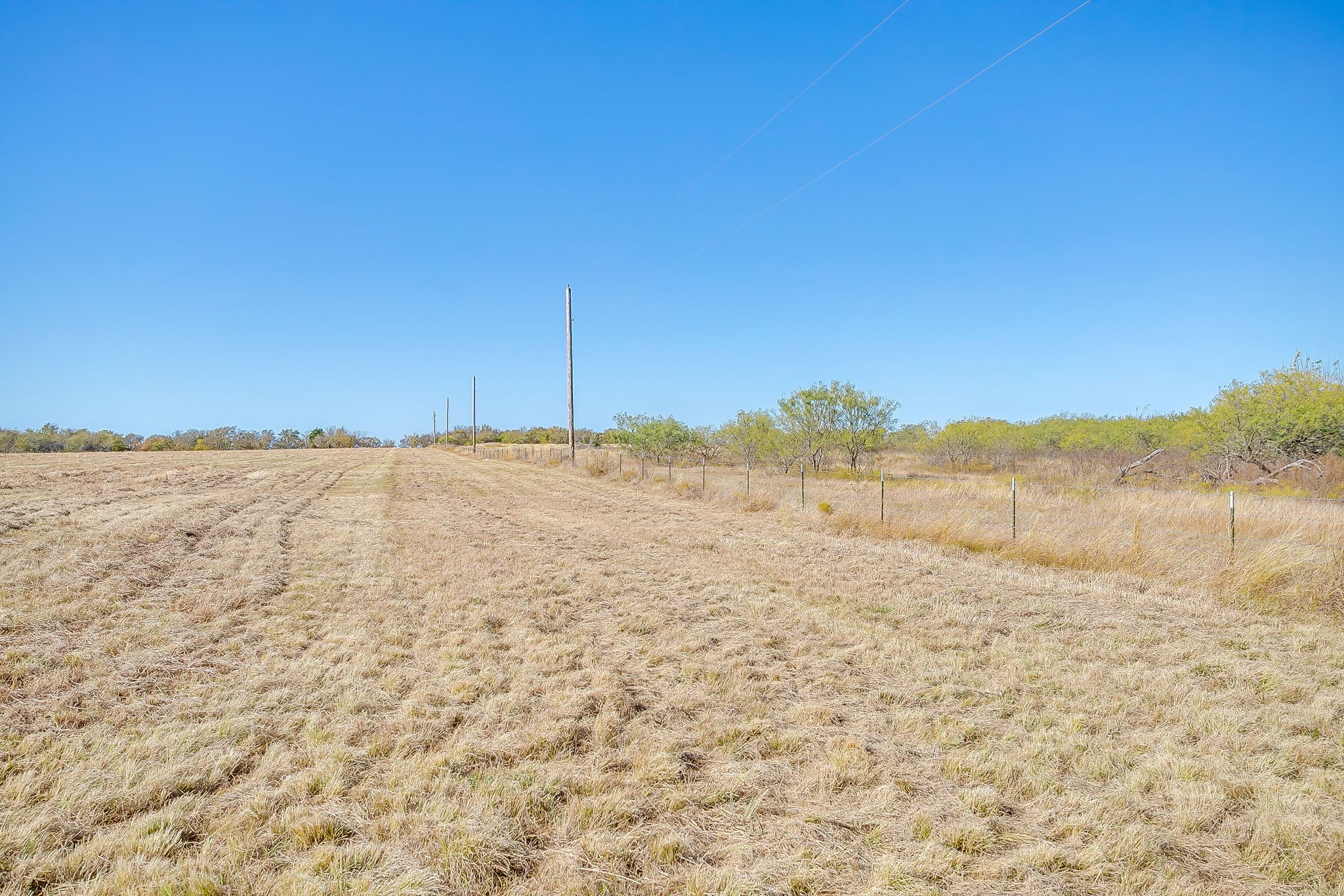 6821 County Road 302 Grandview TX 76050