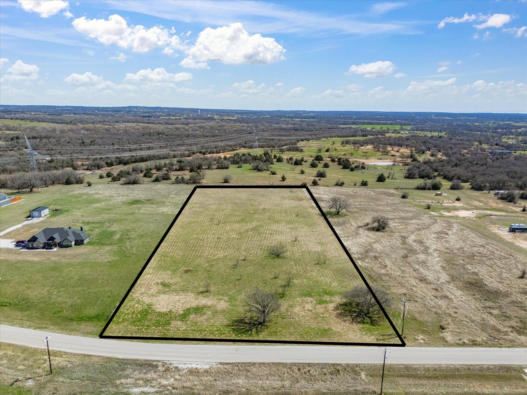 160 Rolling Hills Boulevard Alvord TX 76225