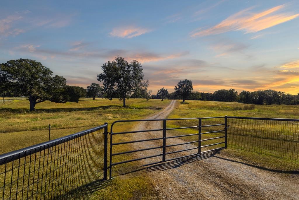 6325 S Farm To Market 148 Kaufman TX 75142