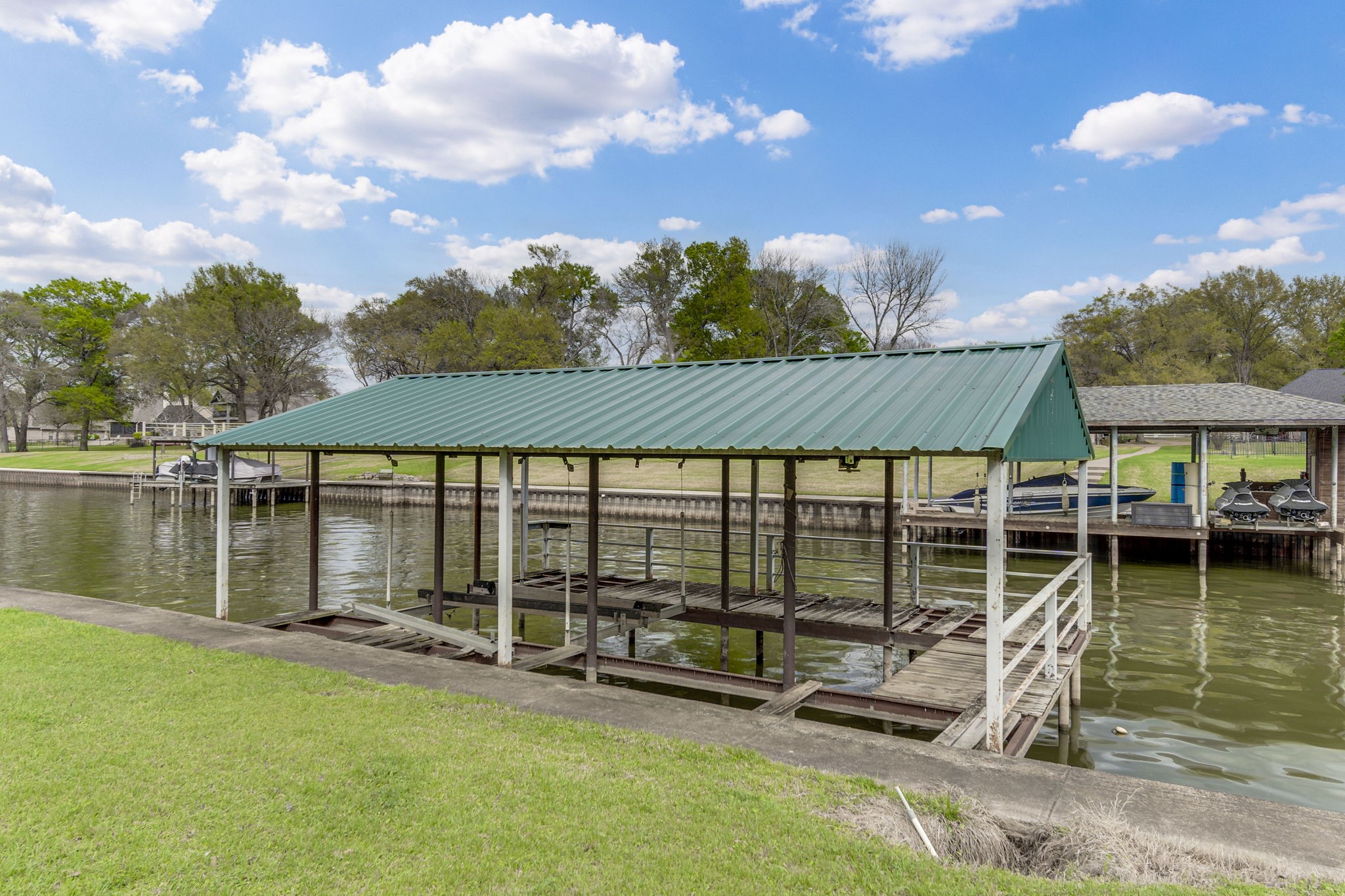 A2000 Azure Lane Streetman TX 75859