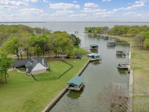 A2000 Azure Lane Streetman TX 75859