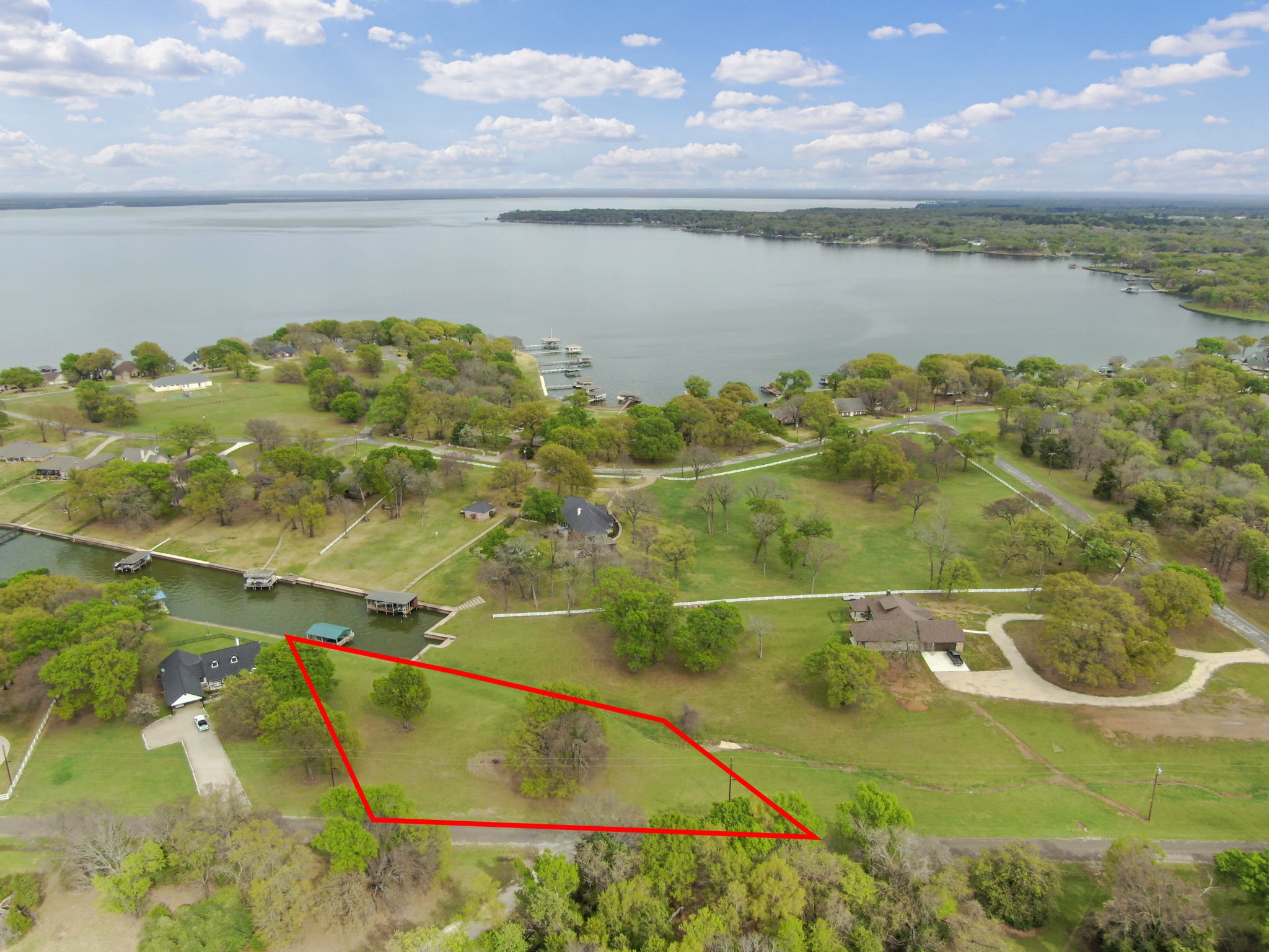 A2000 Azure Lane Streetman TX 75859