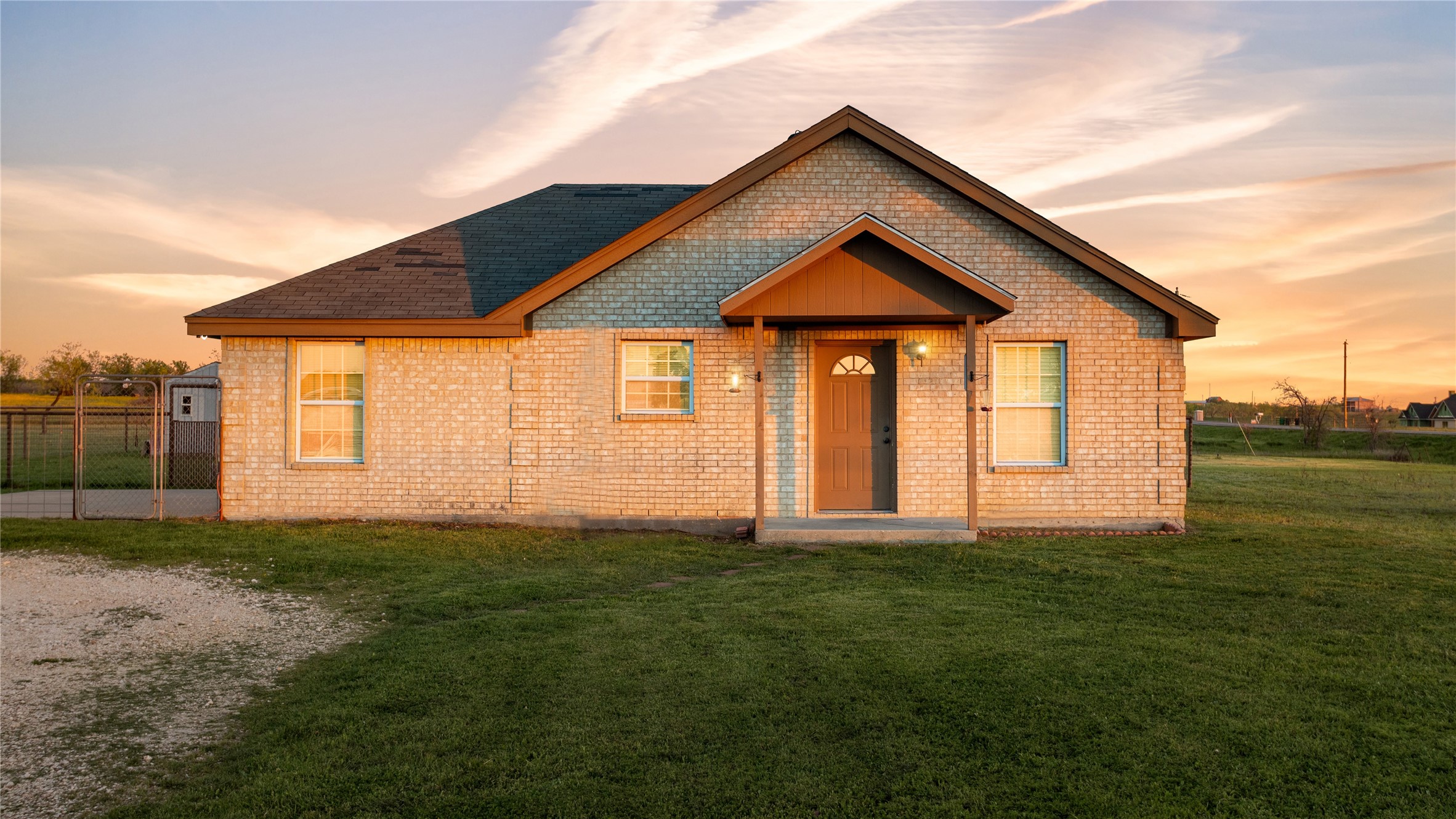 11874 Fm 157 Maypearl TX 76064