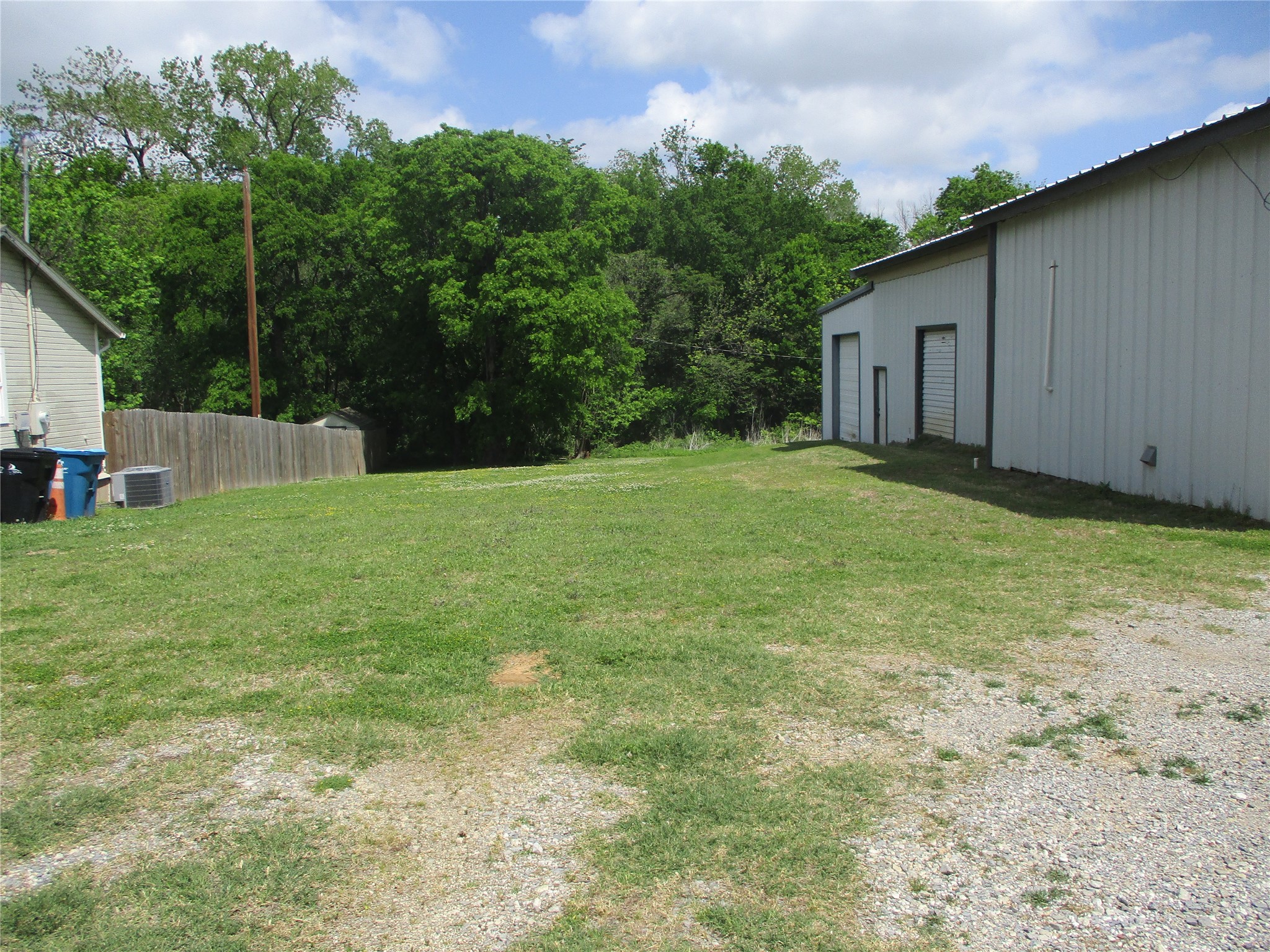 107 W Day Street Denison TX 75021