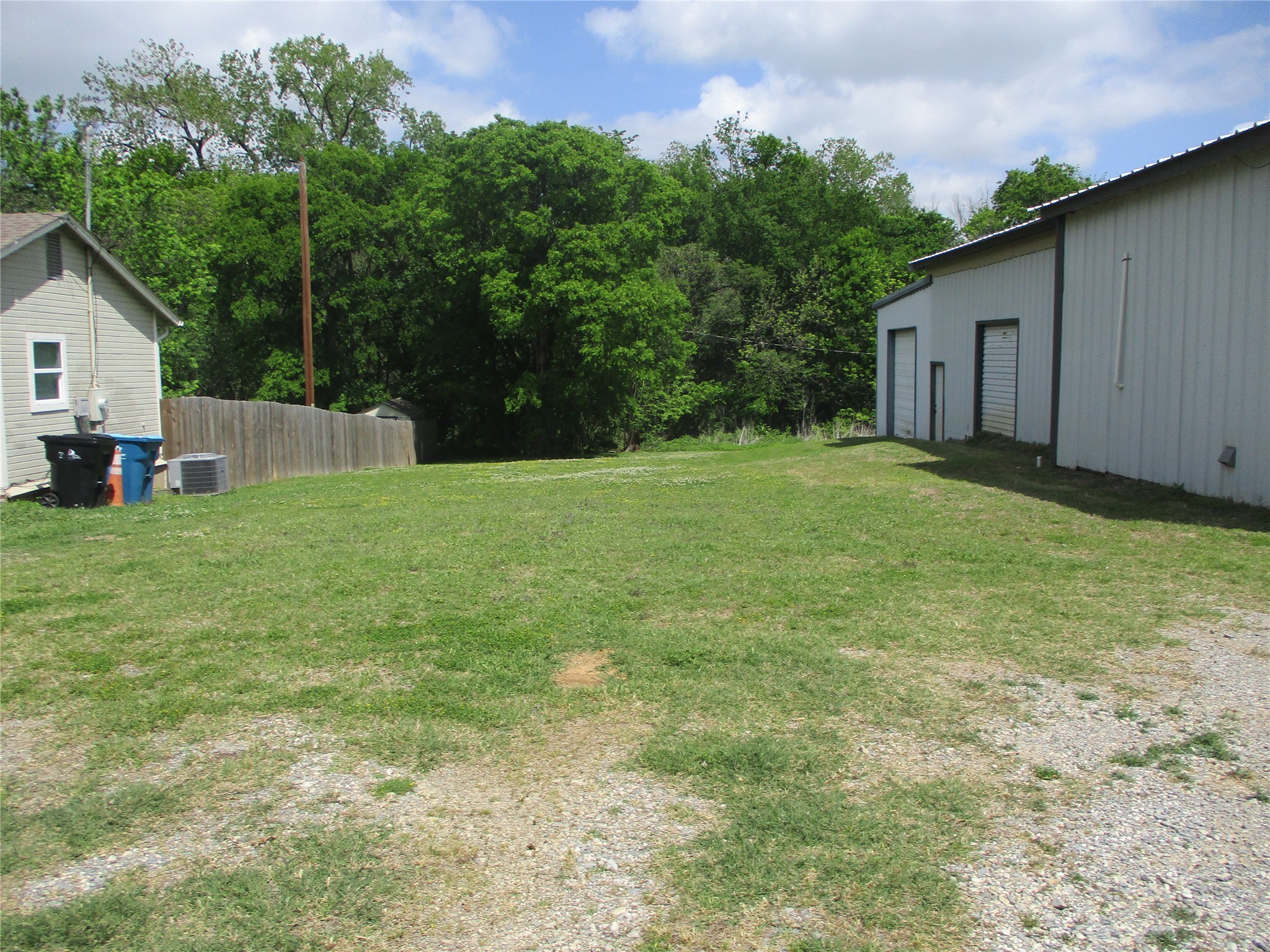 107 W Day Street Denison TX 75021