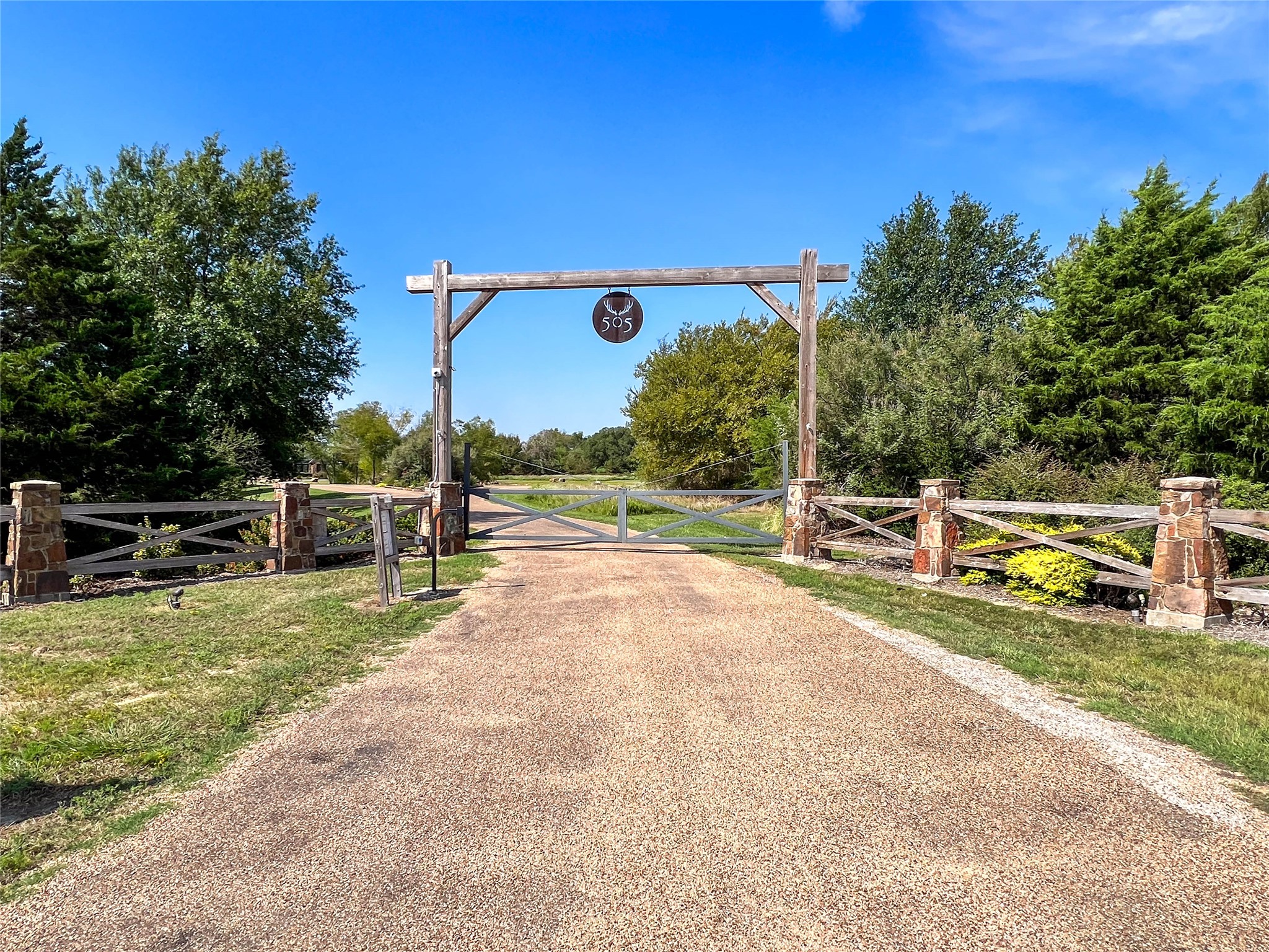 307 Sun Valley Mabank TX 75147