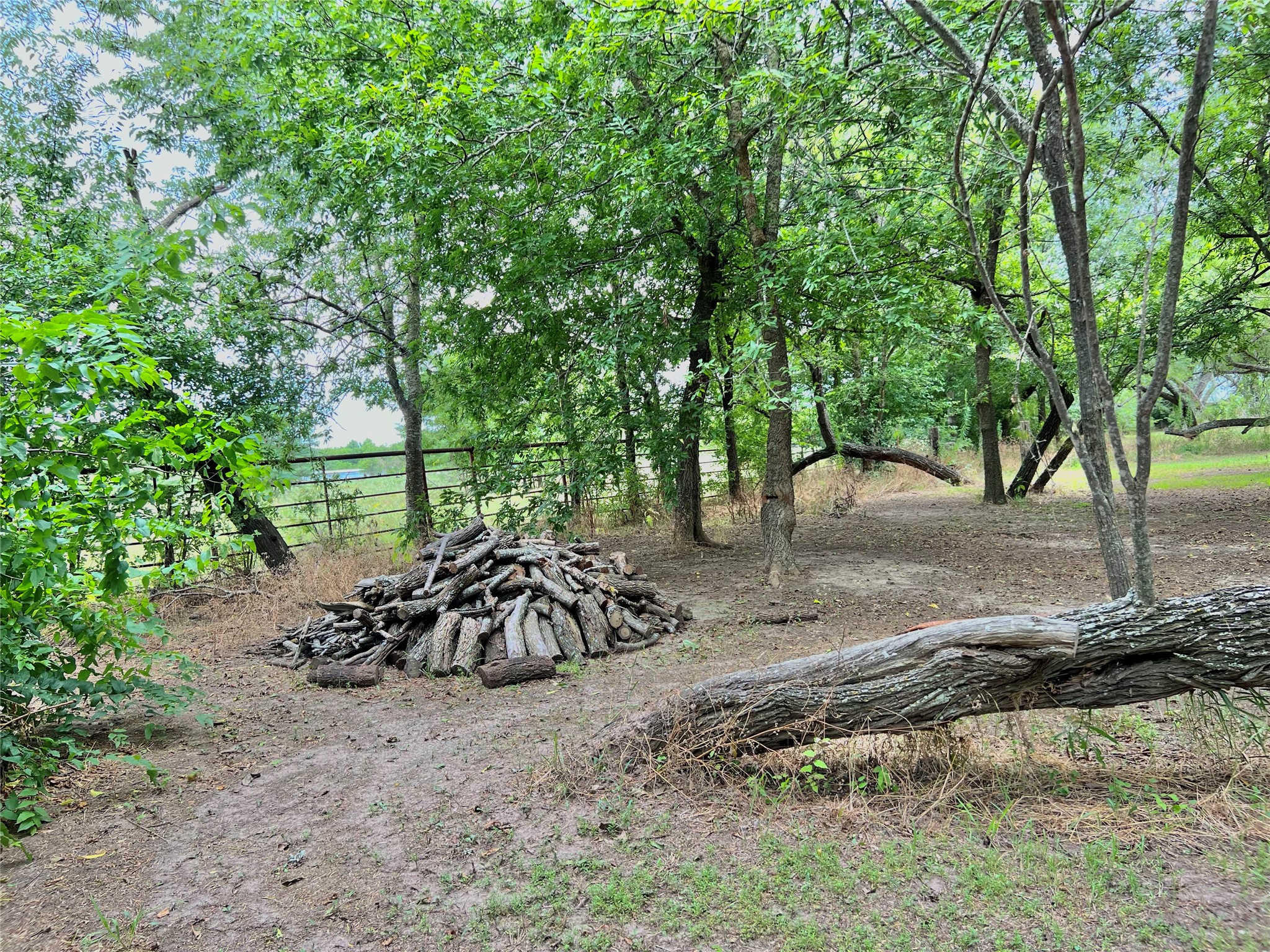 5910 Sh-34 Oak Ridge TX 75142