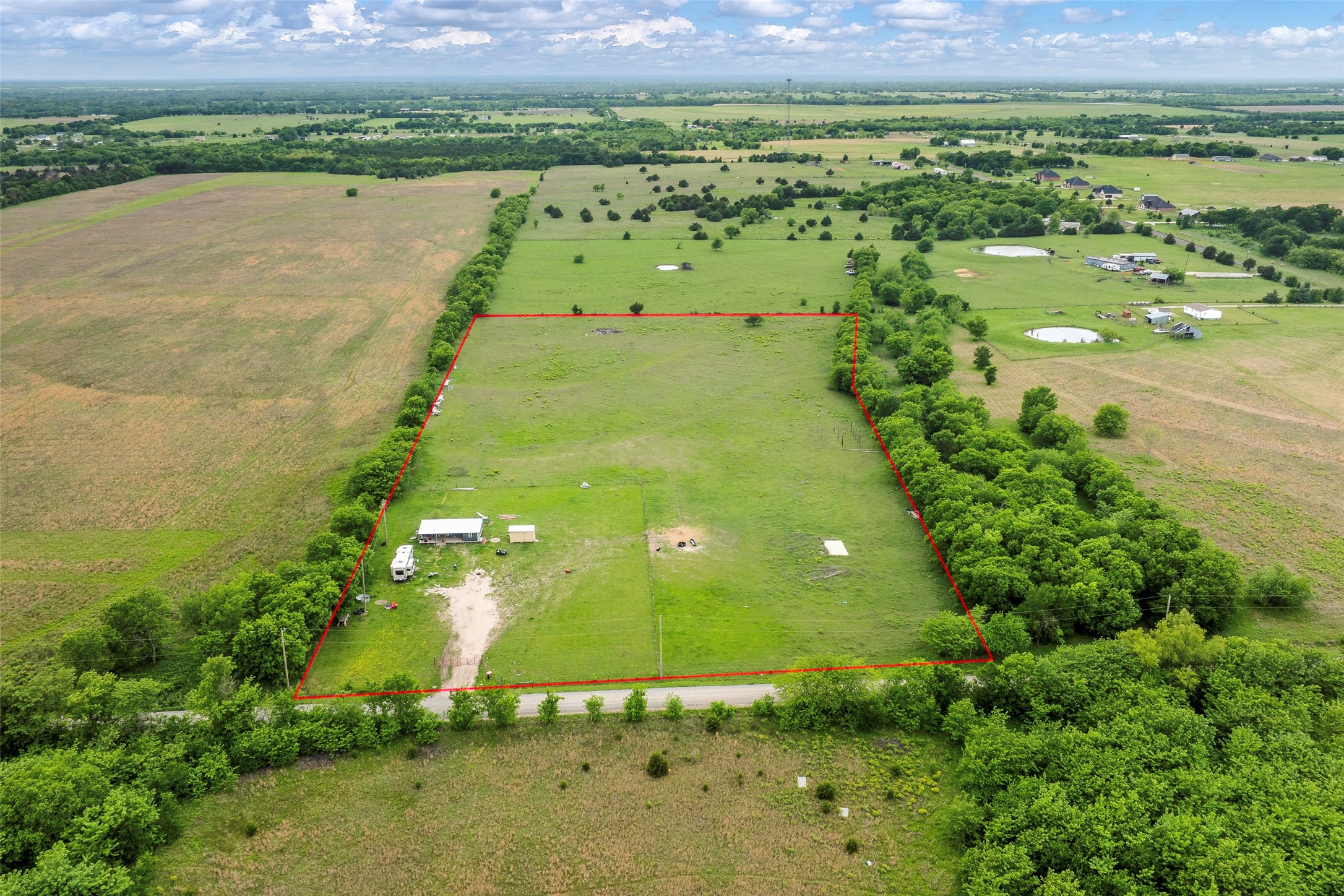2722 County Road 4301 Greenville TX 75401