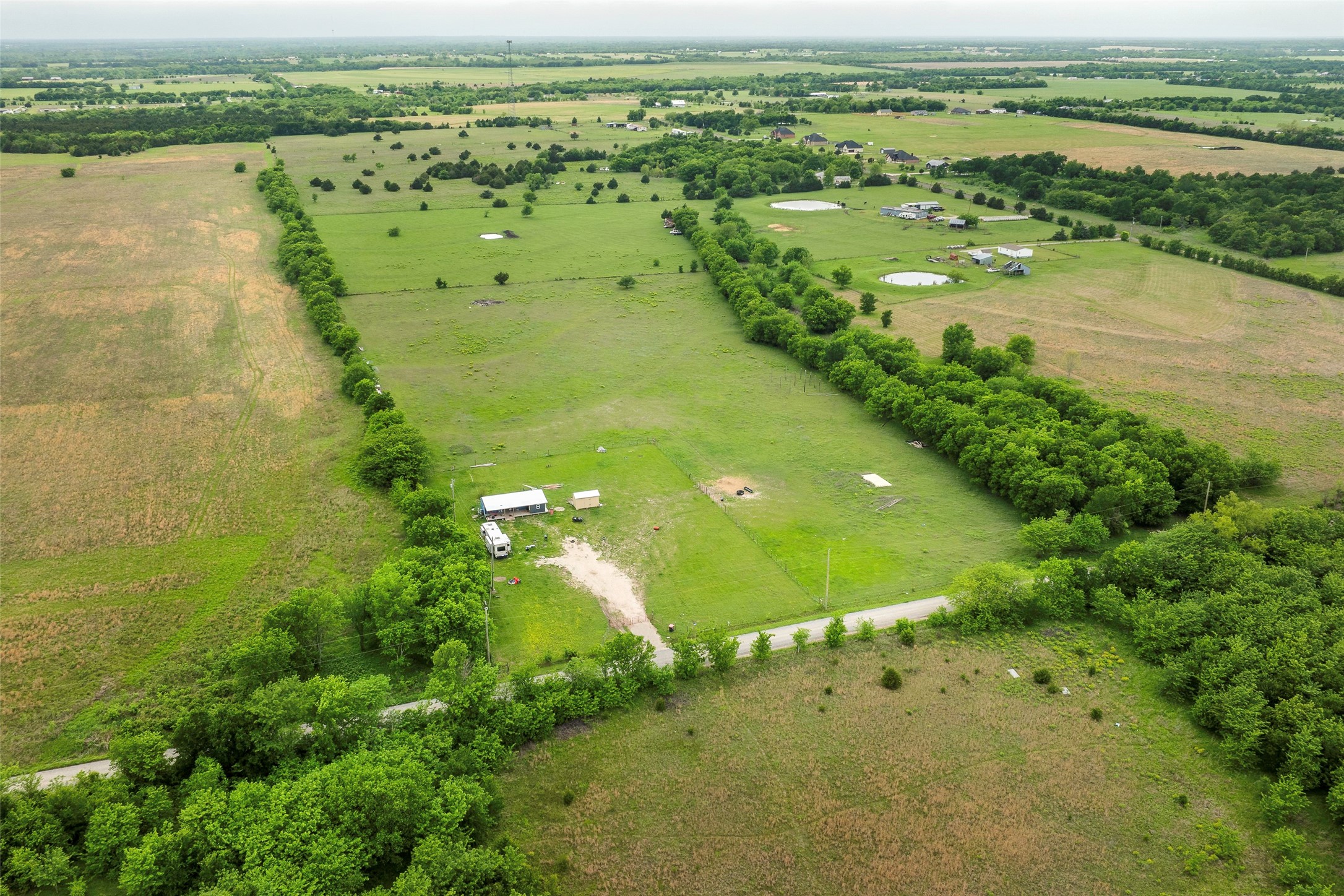 2722 County Road 4301 Greenville TX 75401