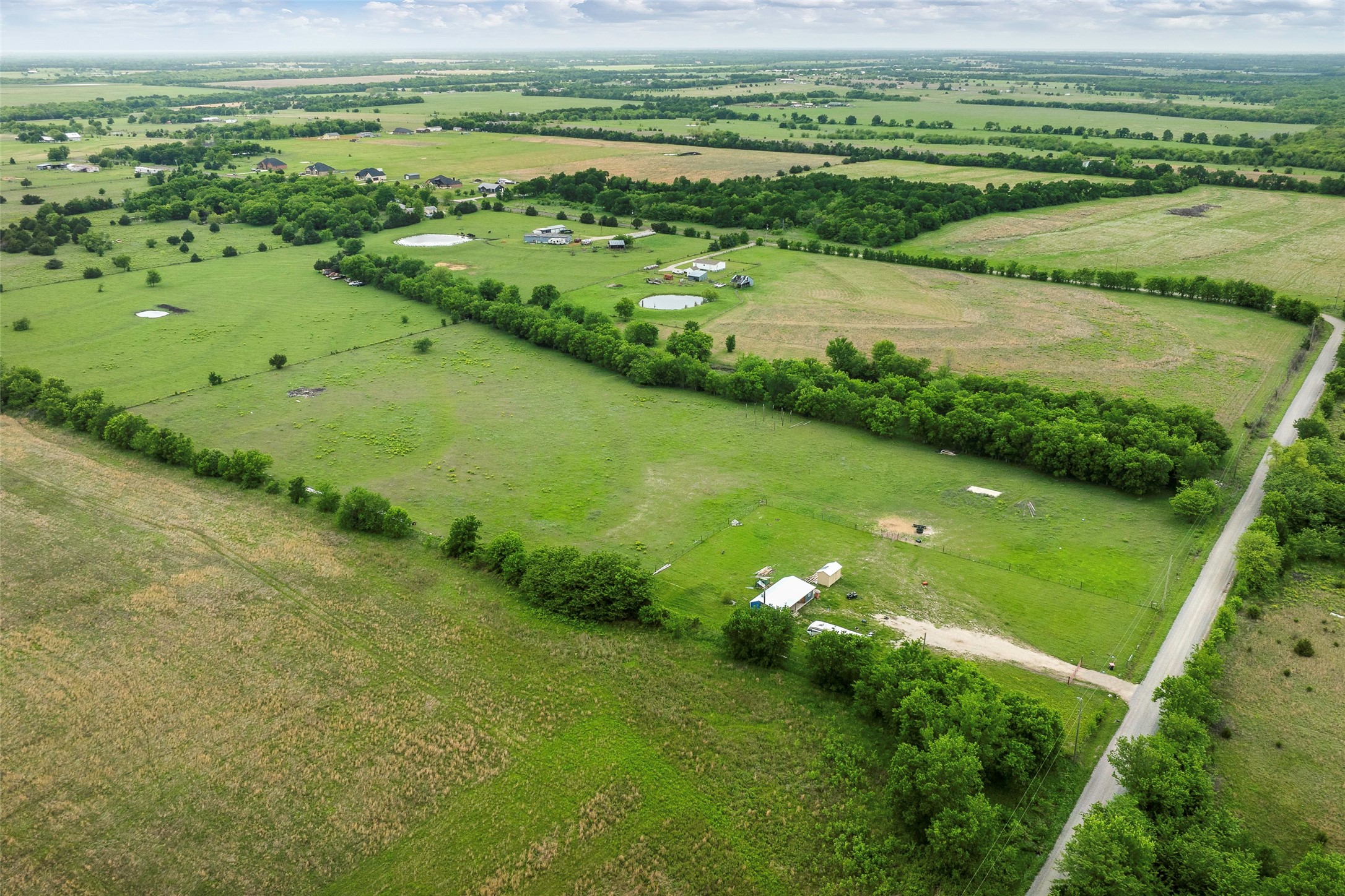 2722 County Road 4301 Greenville TX 75401