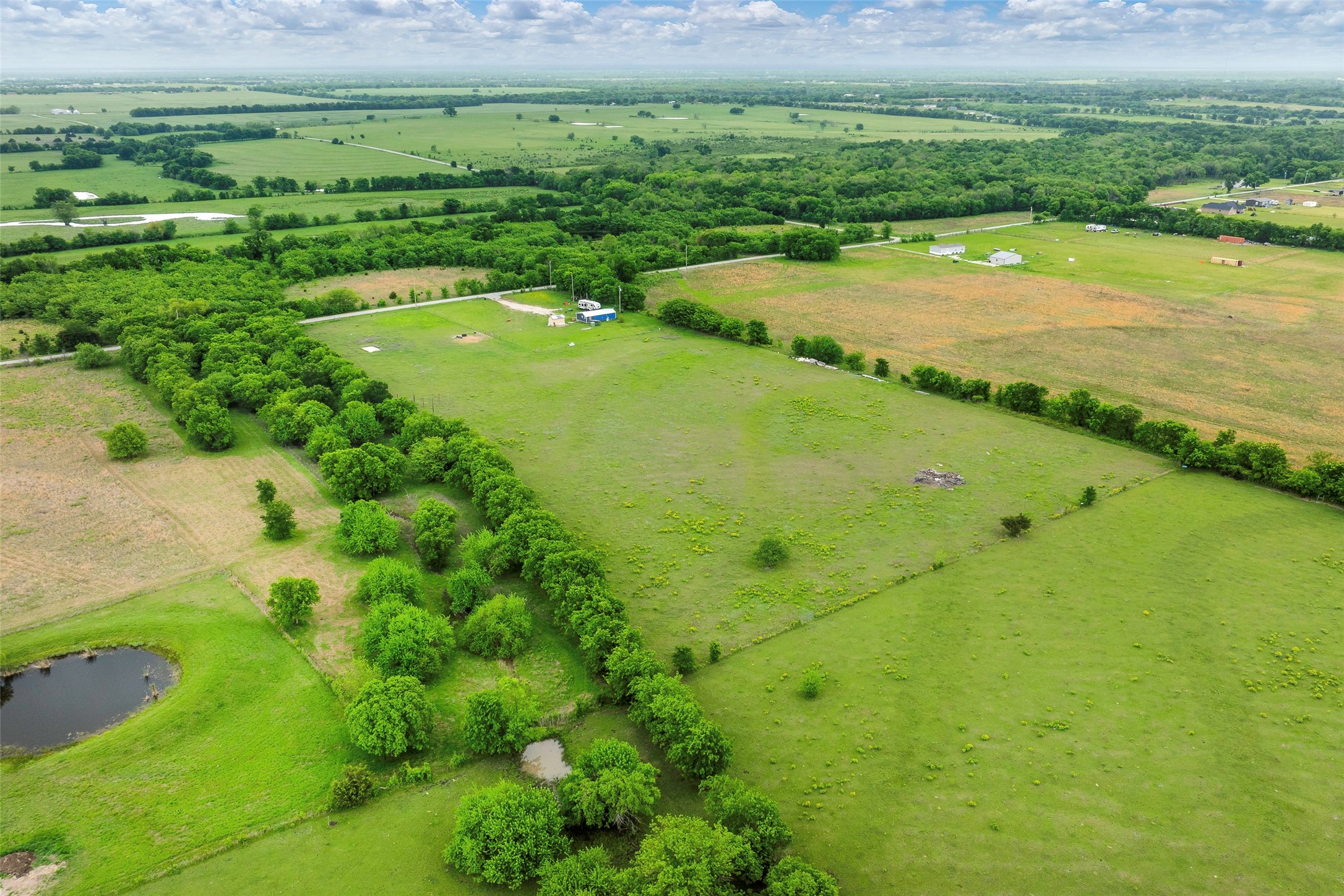 2722 County Road 4301 Greenville TX 75401