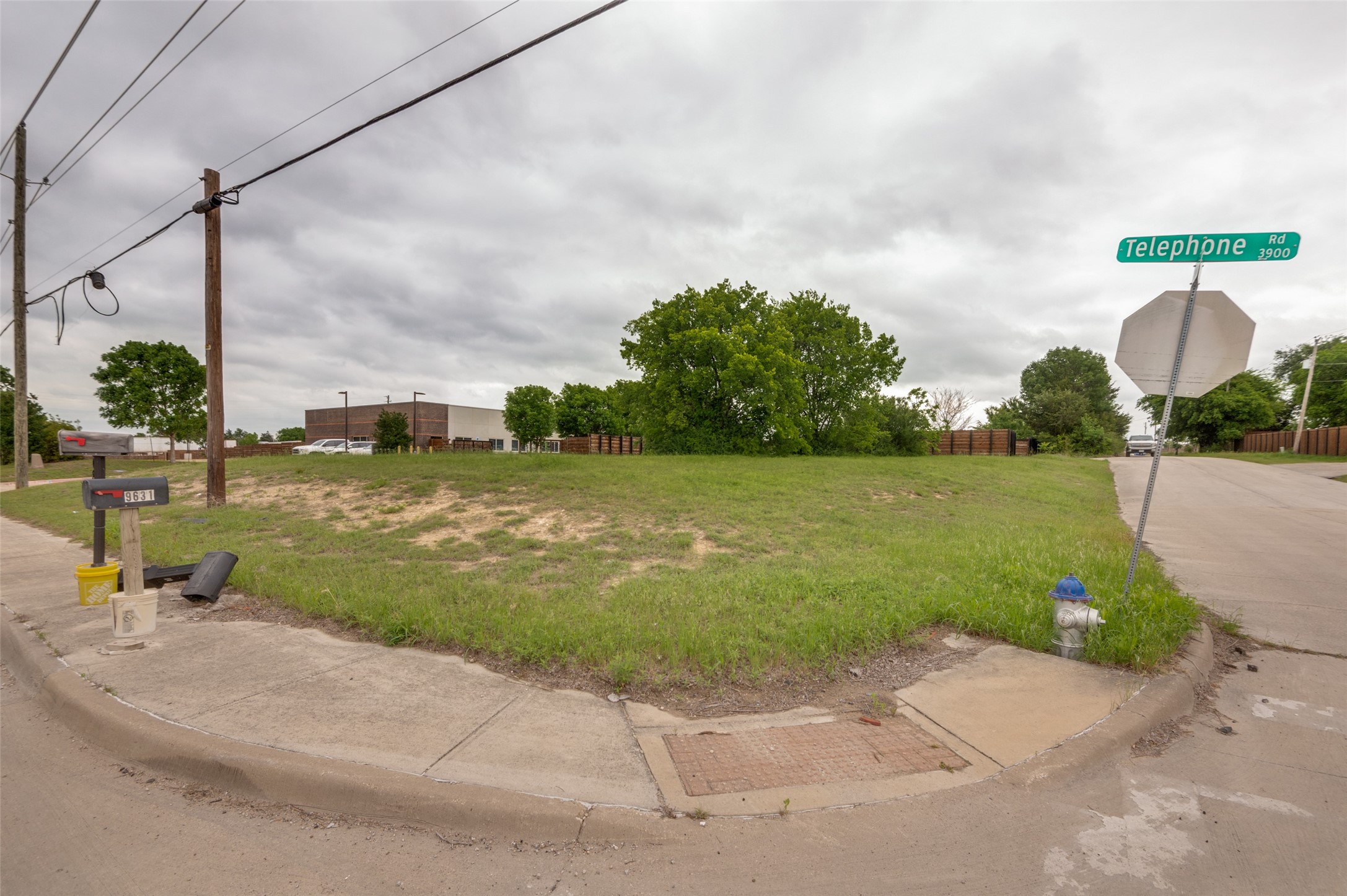 3906 Telephone Road Dallas TX 75241
