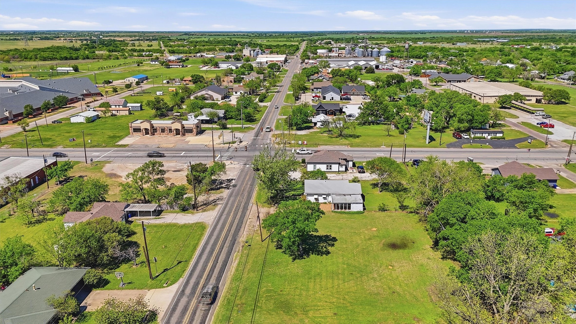 104 E Main Street Gunter TX 75058