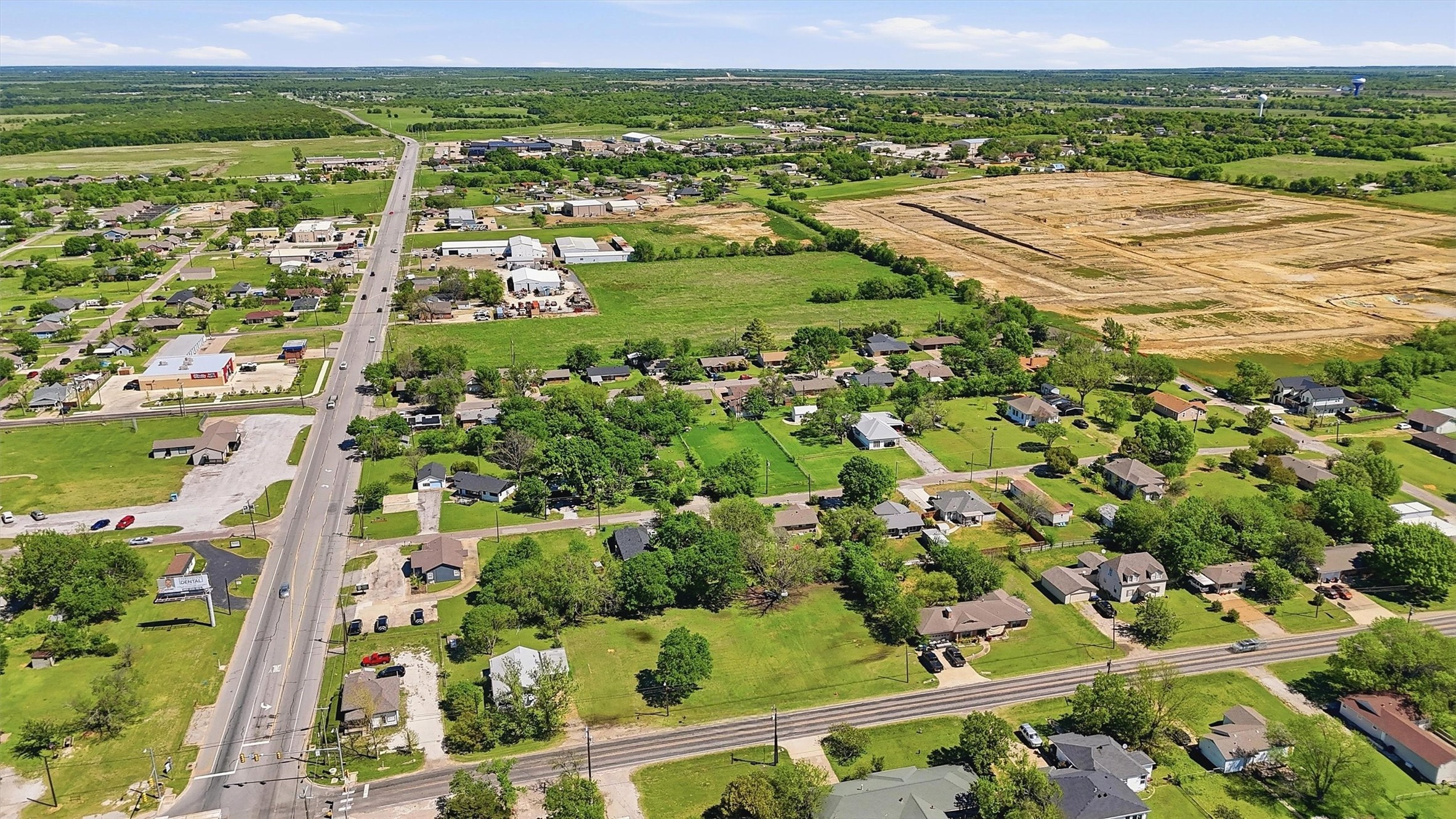 104 E Main Street Gunter TX 75058
