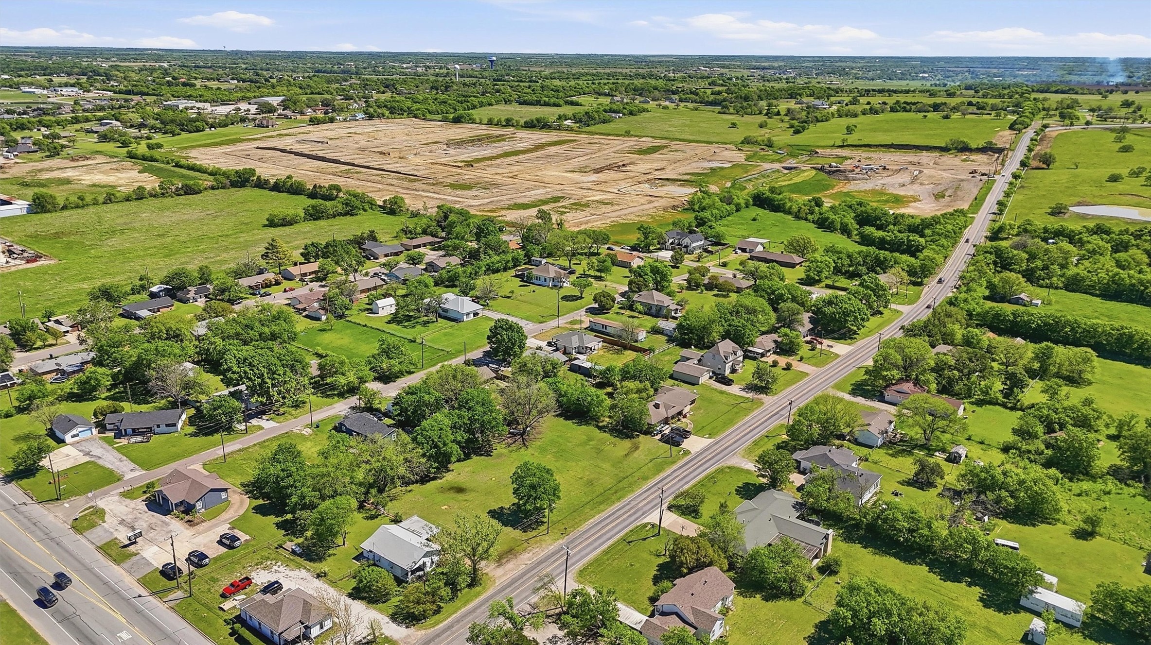 104 E Main Street Gunter TX 75058
