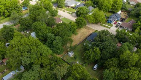 820 W Day Street Denison TX 75020
