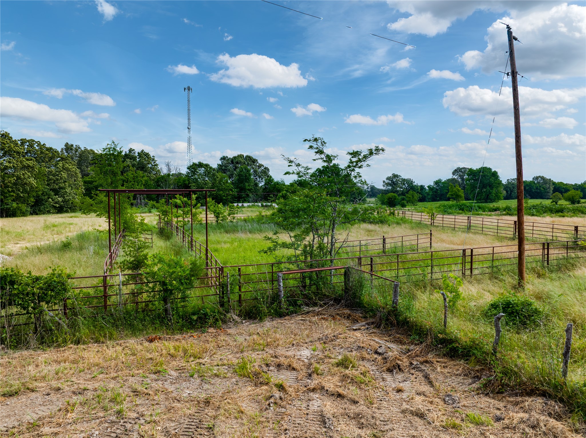 20273 Hwy 37 S Bogata TX 75417