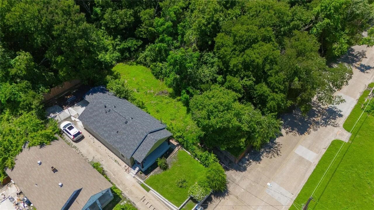 2000 Canyon Street Dallas TX 75203