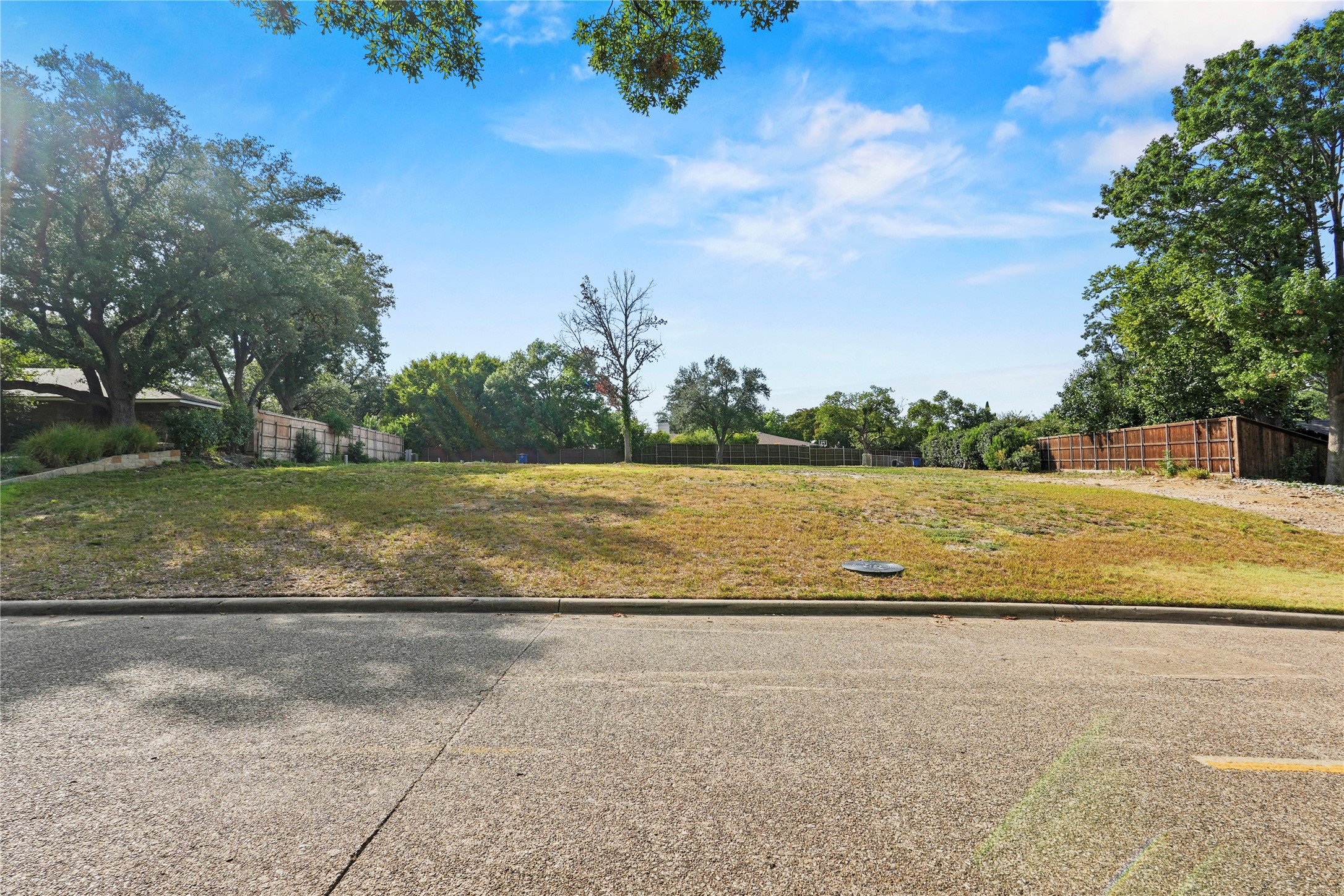 6263 Preston Creek Drive Dallas TX 75240