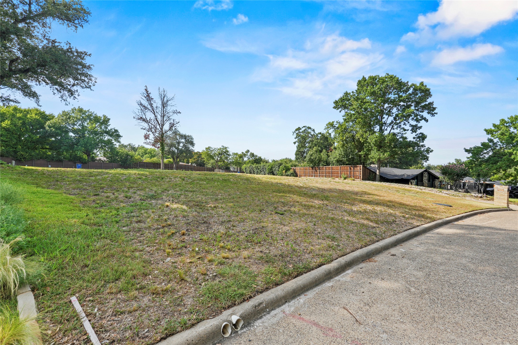 6263 Preston Creek Drive Dallas TX 75240