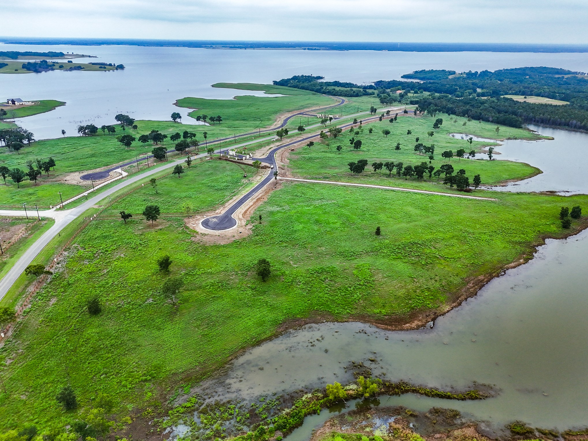 204 Lakeshore Lane Windom TX 75492