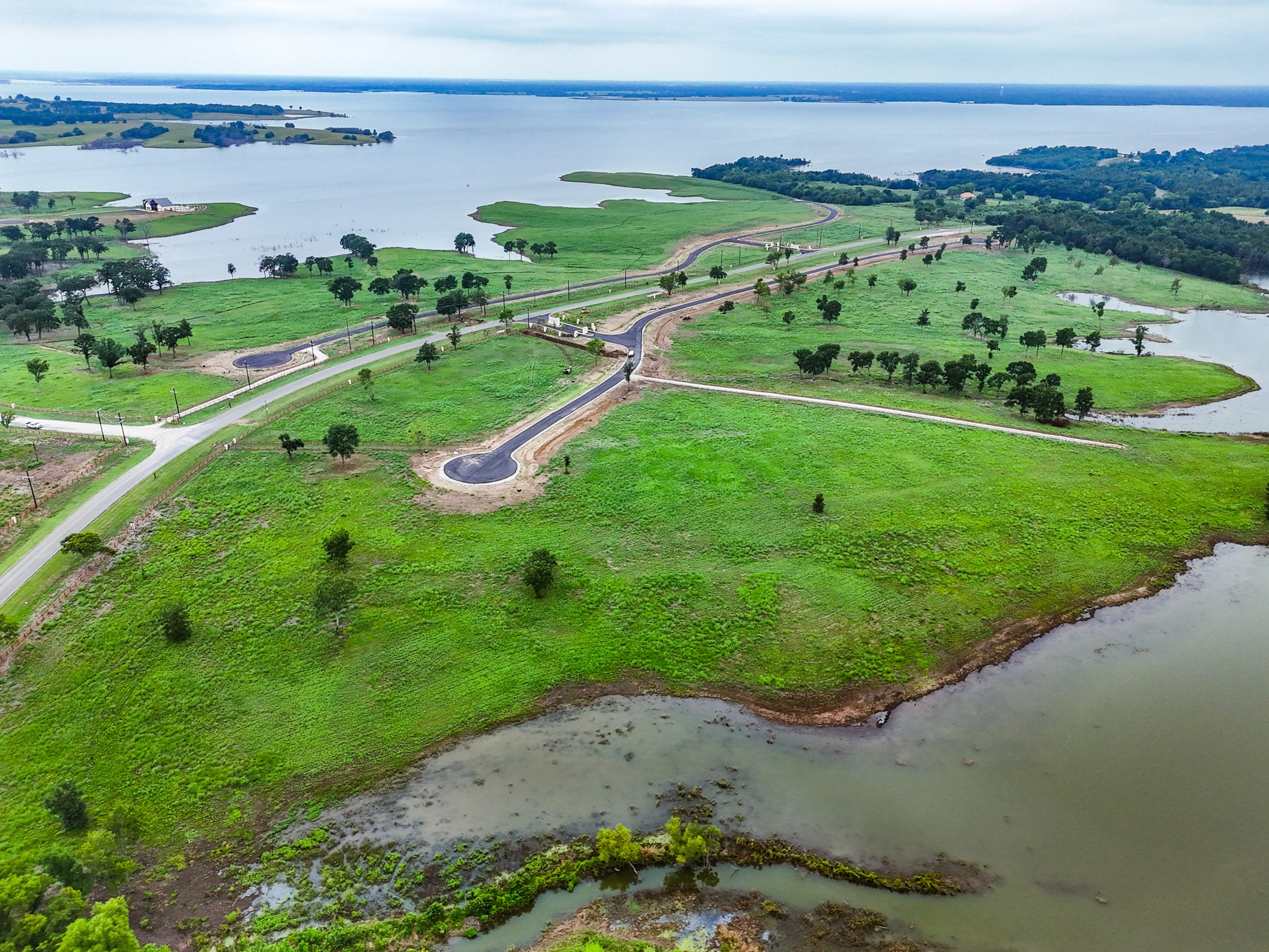 204 Lakeshore Lane Windom TX 75492