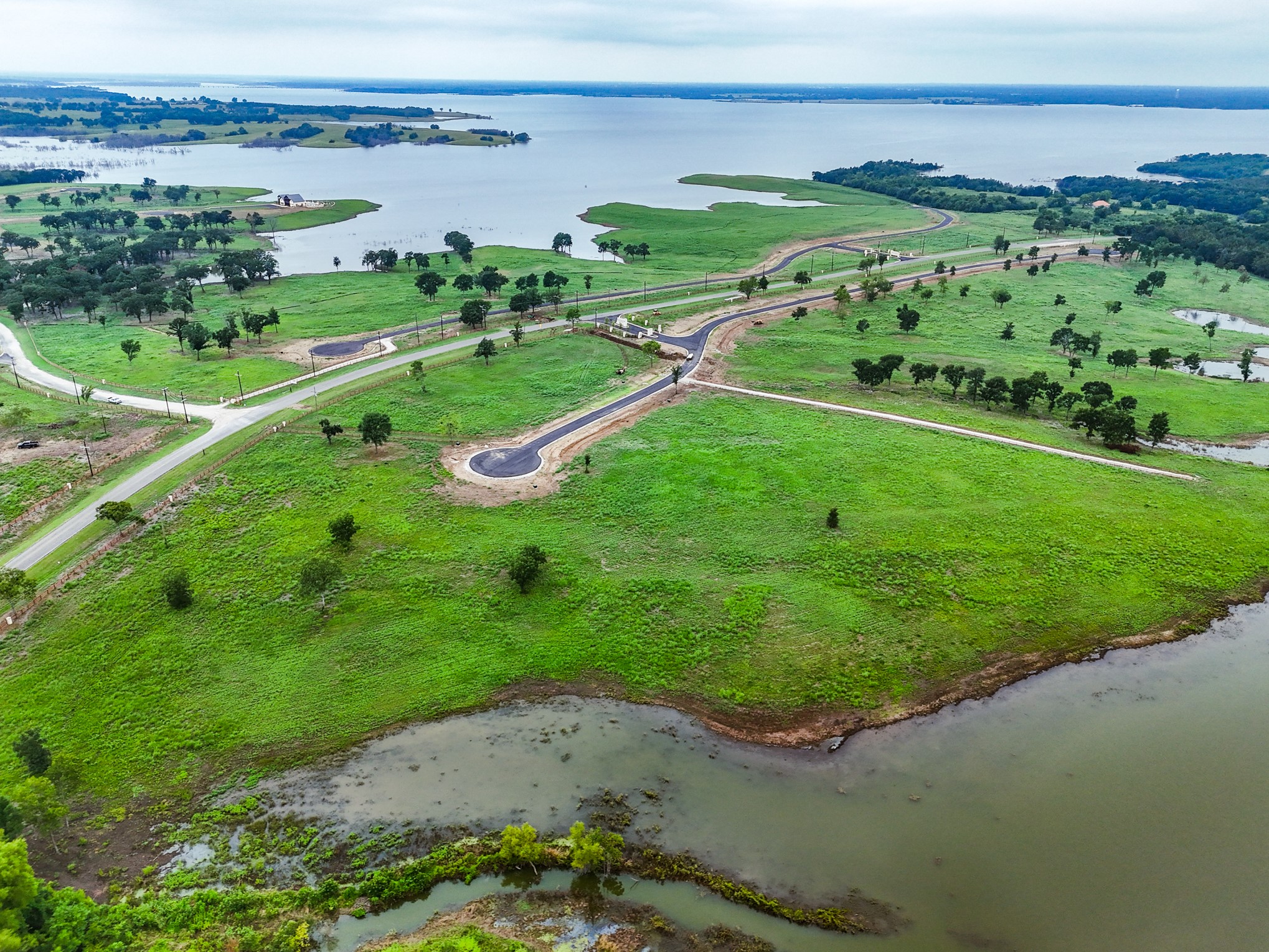 204 Lakeshore Lane Windom TX 75492