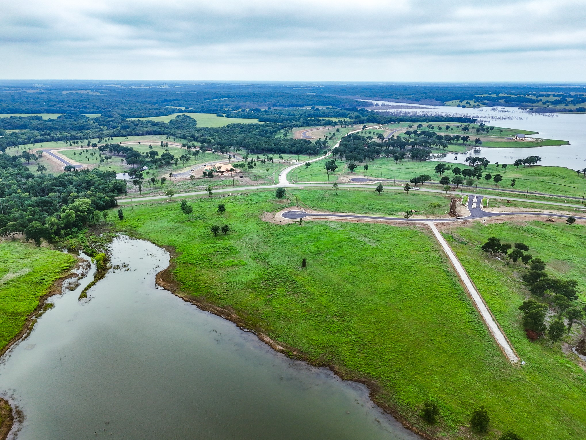 204 Lakeshore Lane Windom TX 75492