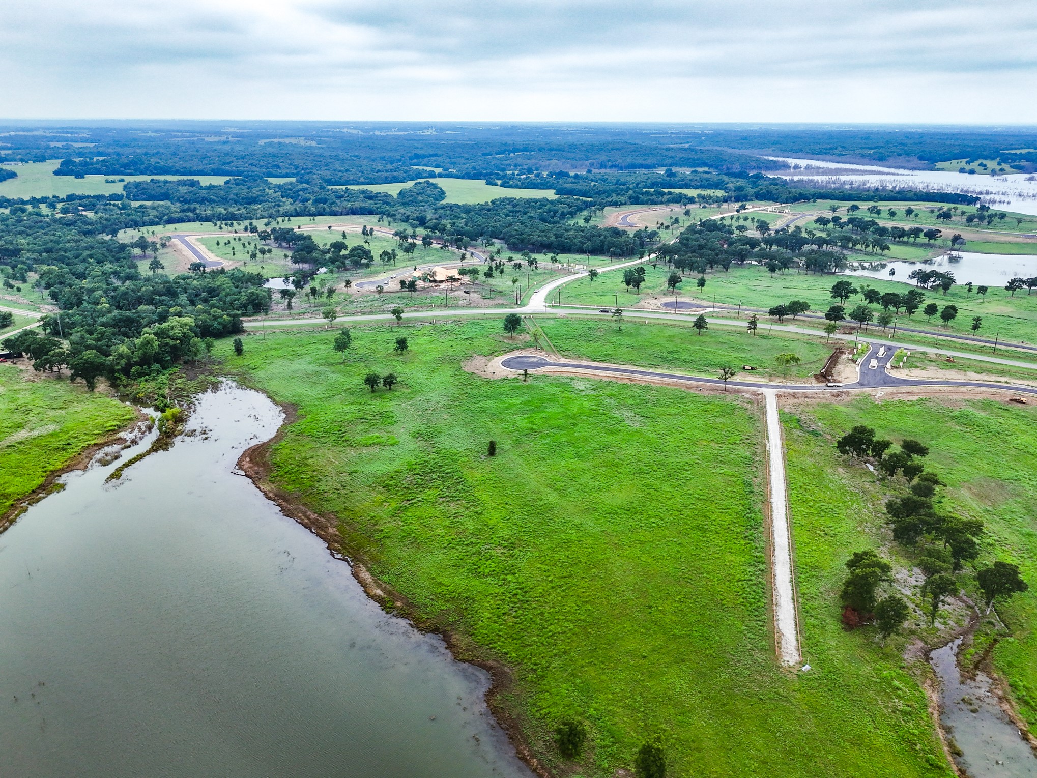 204 Lakeshore Lane Windom TX 75492