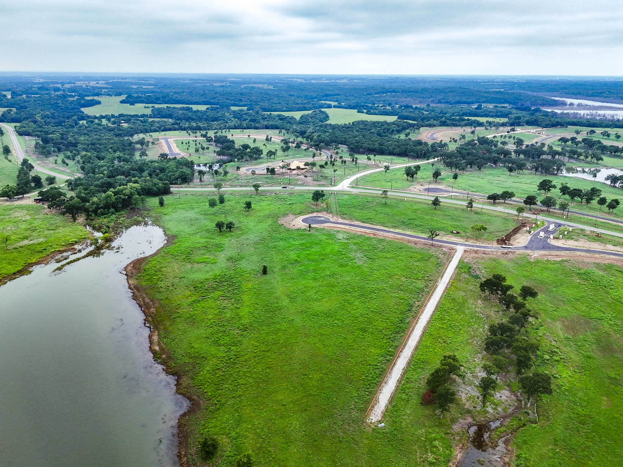 204 Lakeshore Lane Windom TX 75492