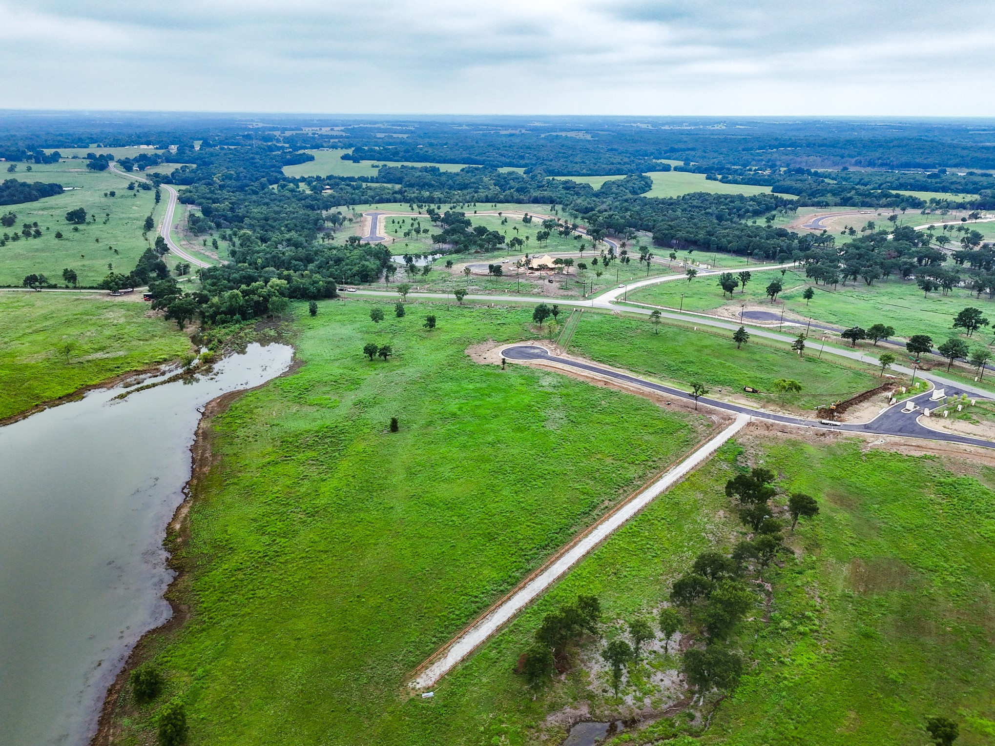 204 Lakeshore Lane Windom TX 75492