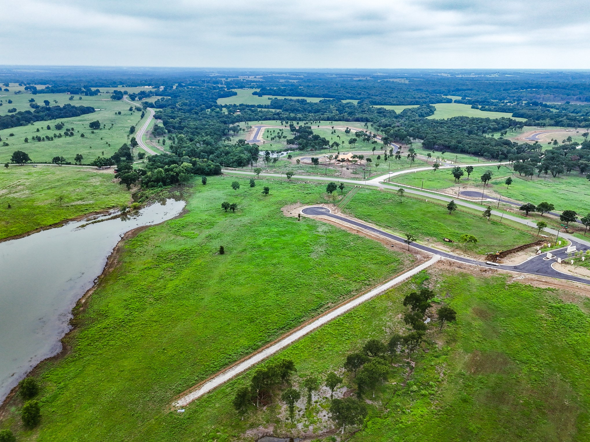 204 Lakeshore Lane Windom TX 75492