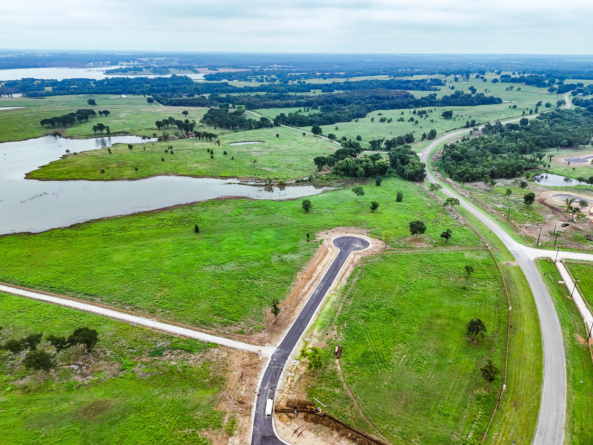 204 Lakeshore Lane Windom TX 75492