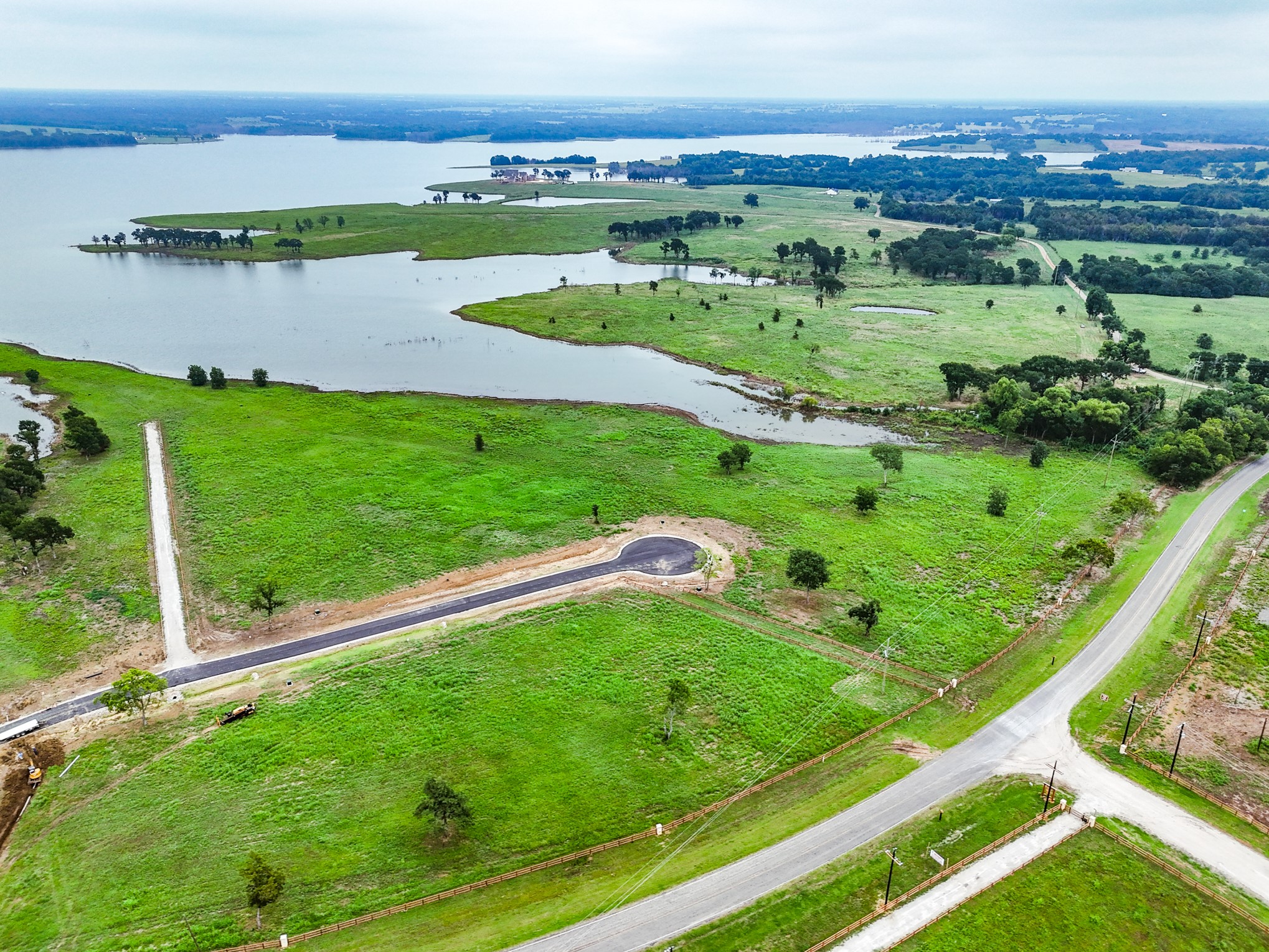 204 Lakeshore Lane Windom TX 75492