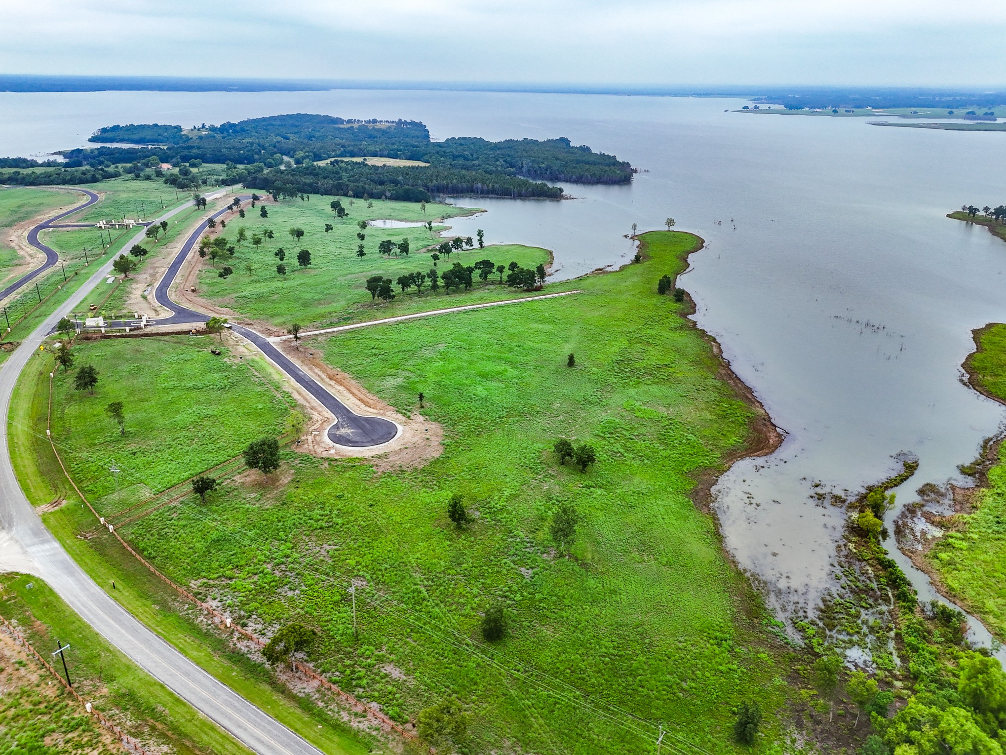 204 Lakeshore Lane Windom TX 75492