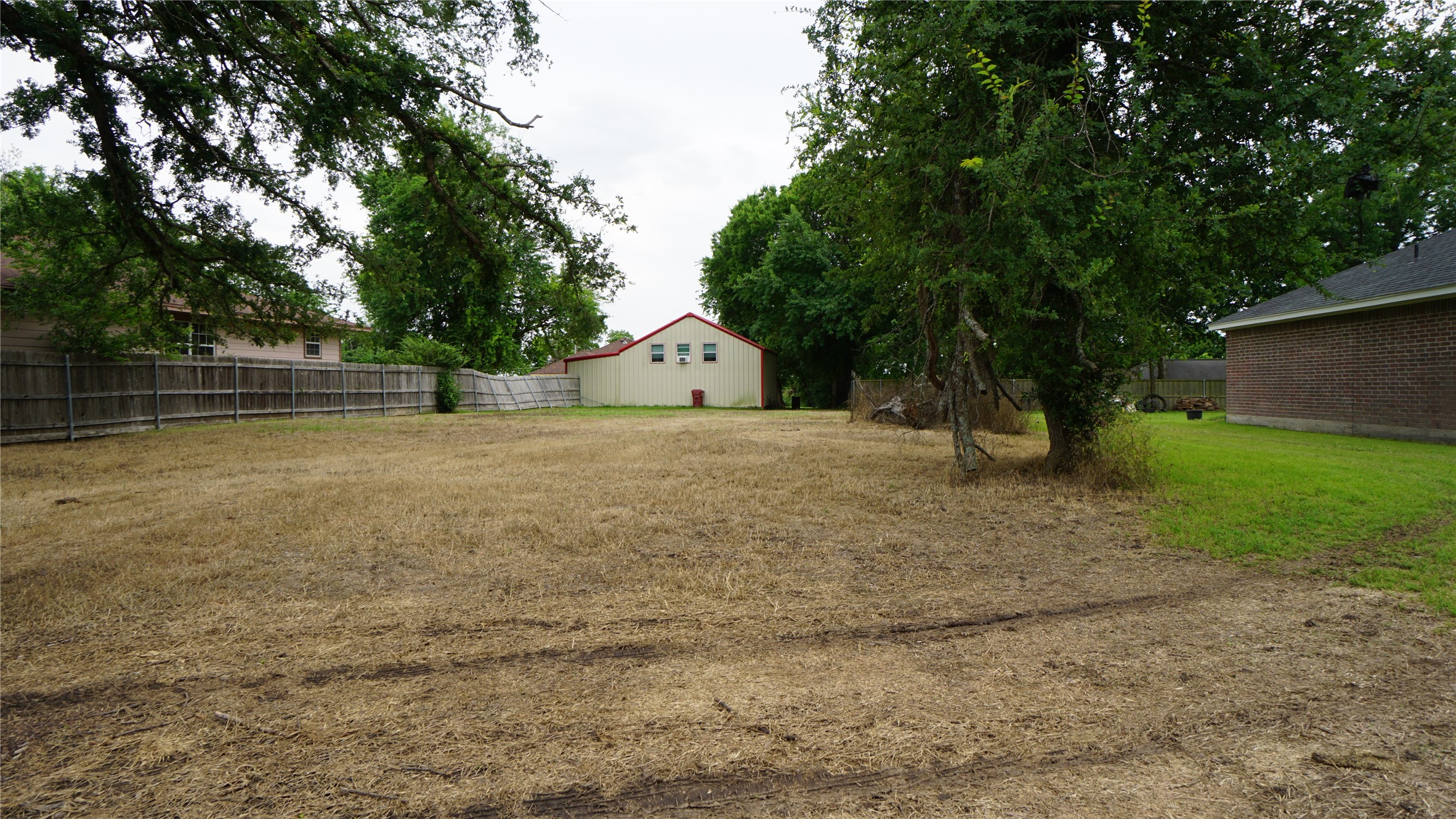704 E 6th Street Bonham TX 75418