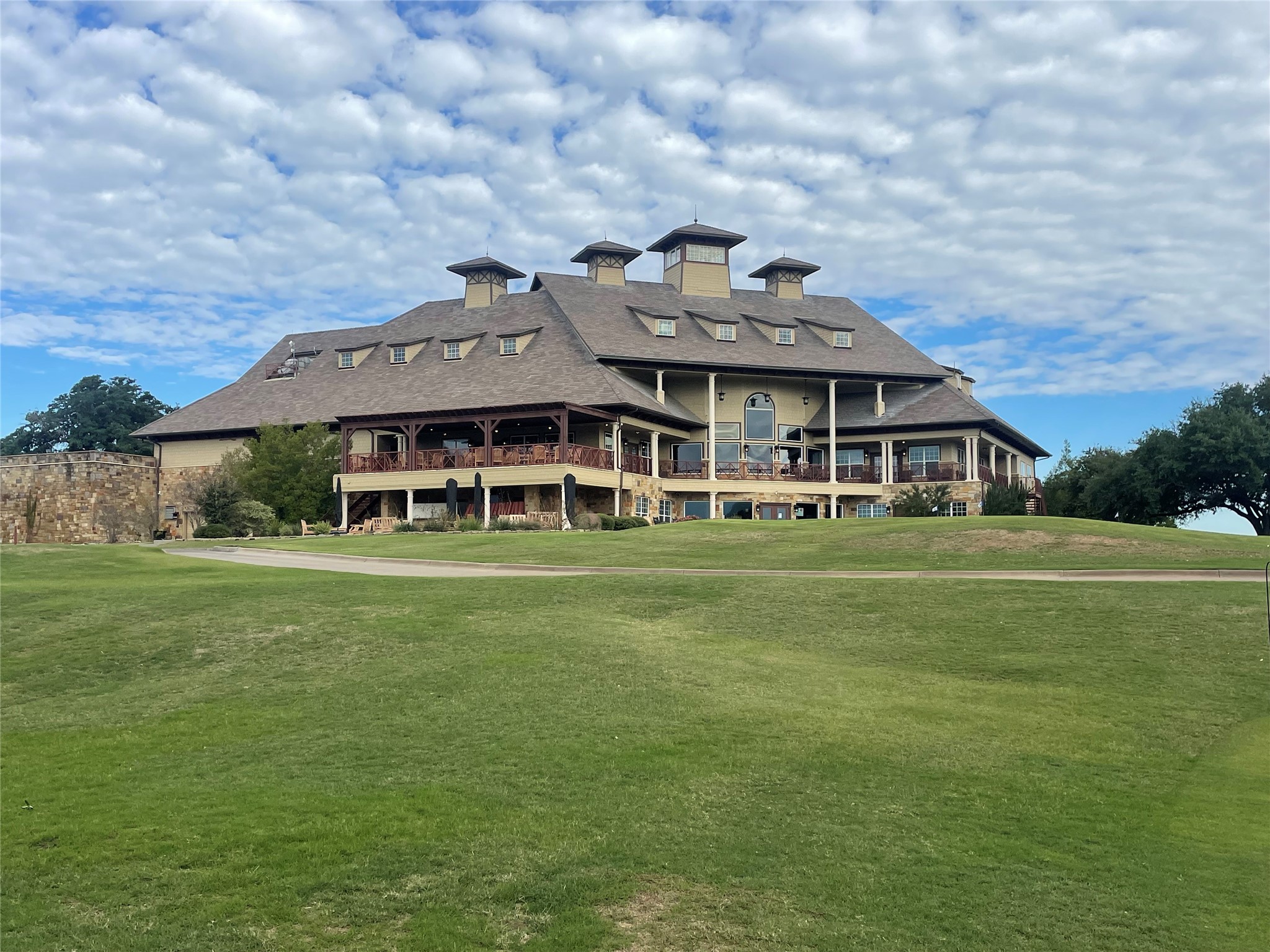 8136 Retreat Boulevard Cleburne TX 76033