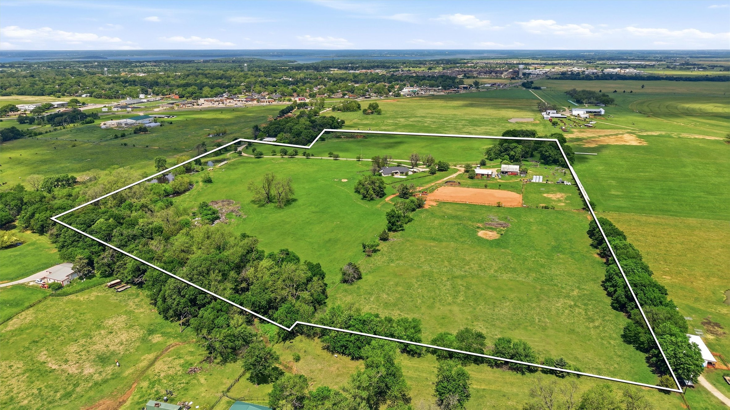 1100 Debbie Lane Pilot Point TX 76258