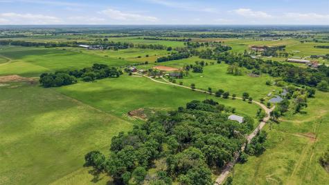1100 Debbie Lane Pilot Point TX 76258