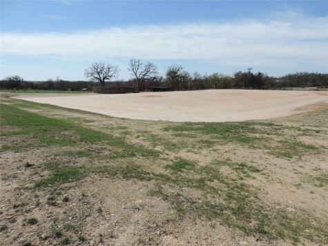 1075 County Road 494 Stephenville TX 76401