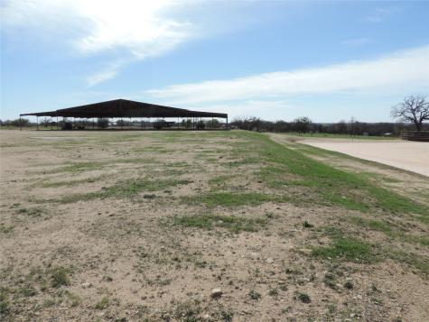 1075 County Road 494 Stephenville TX 76401