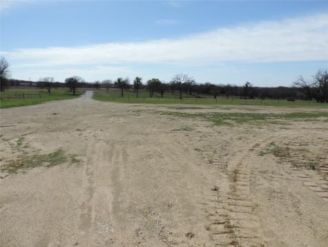 1075 County Road 494 Stephenville TX 76401