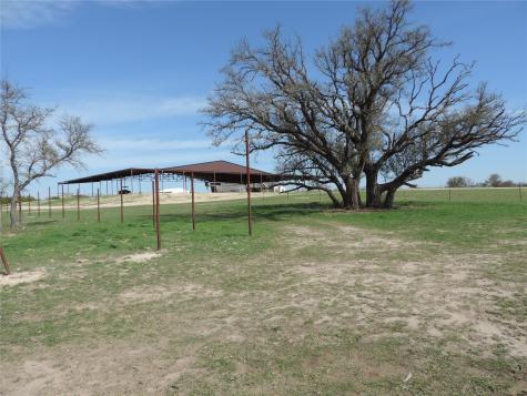 1075 County Road 494 Stephenville TX 76401
